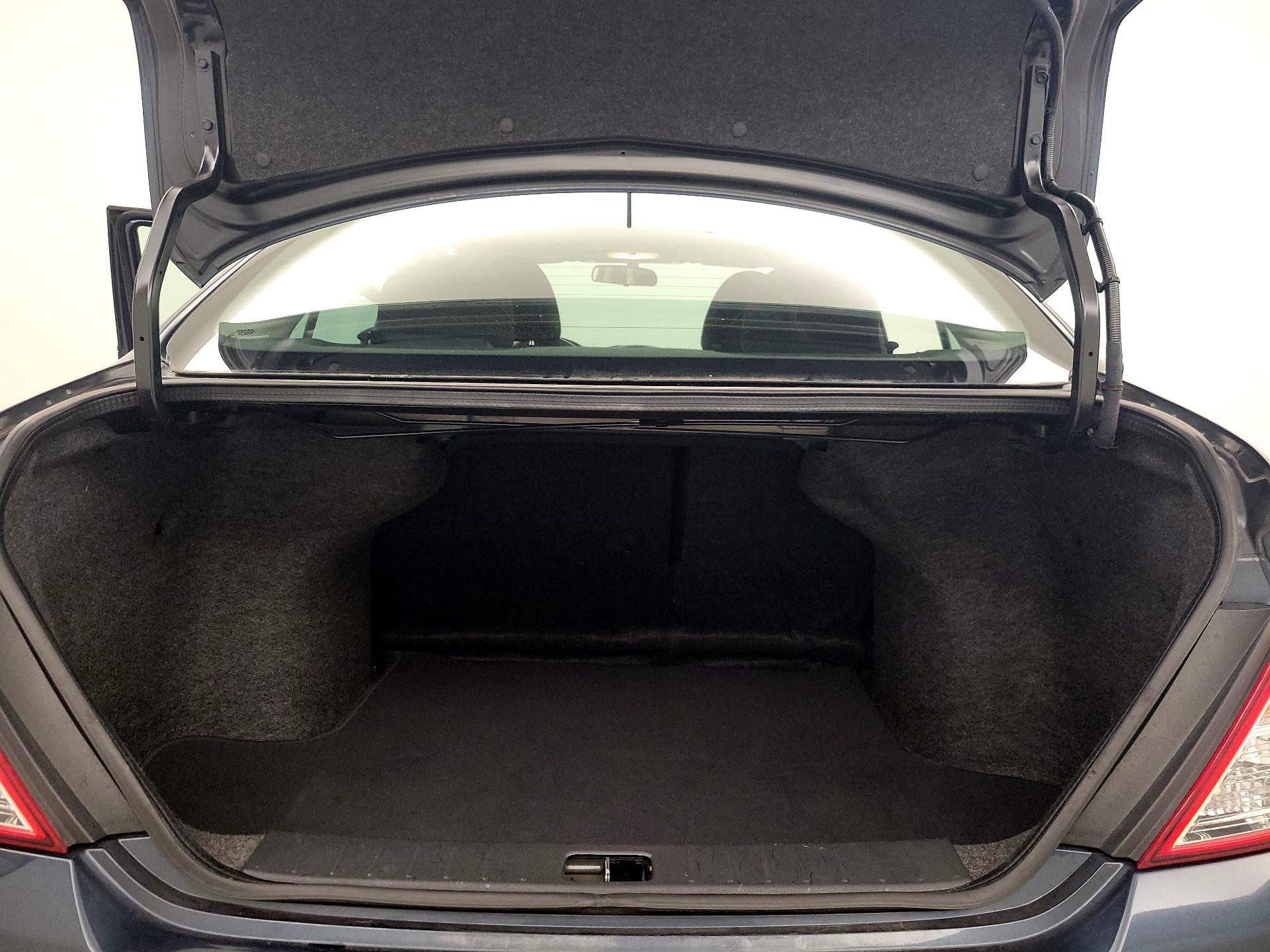 Thumbnail: 2016 Nissan Versa - 19