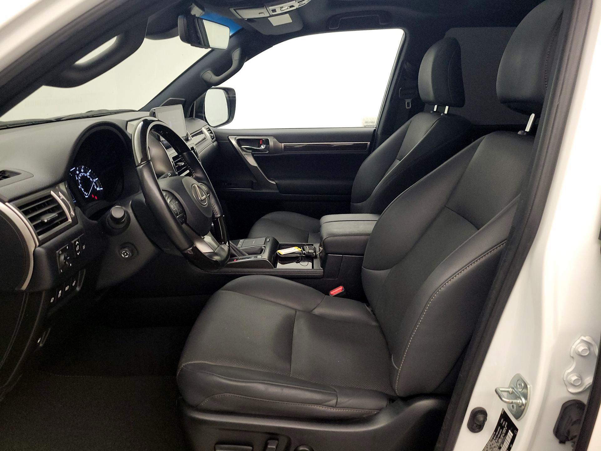 Thumbnail: 2022 Lexus GX - 11