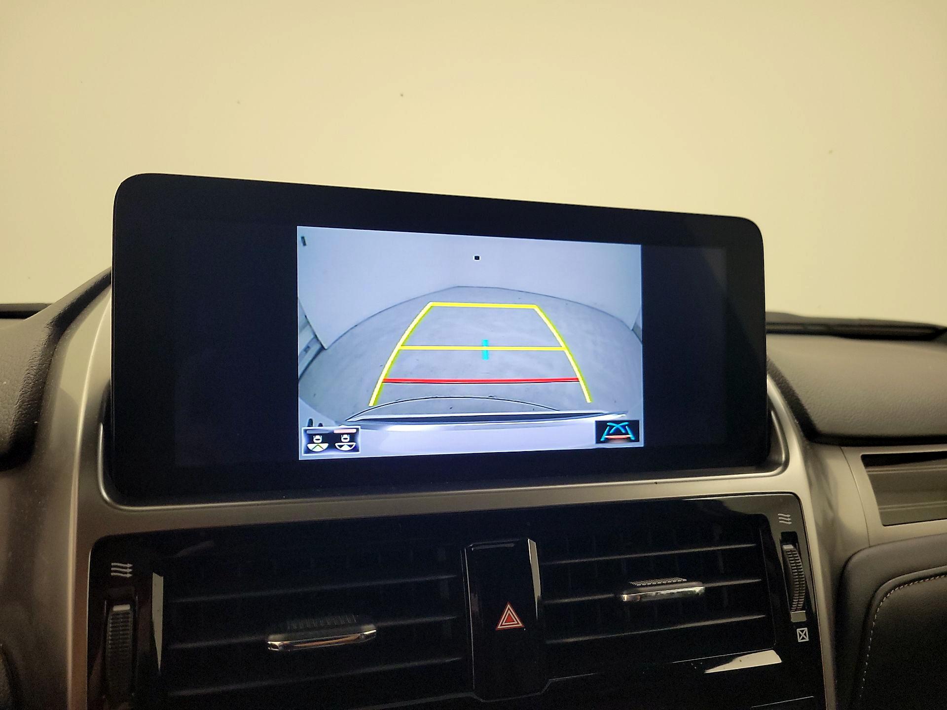 Thumbnail: 2022 Lexus GX - 14