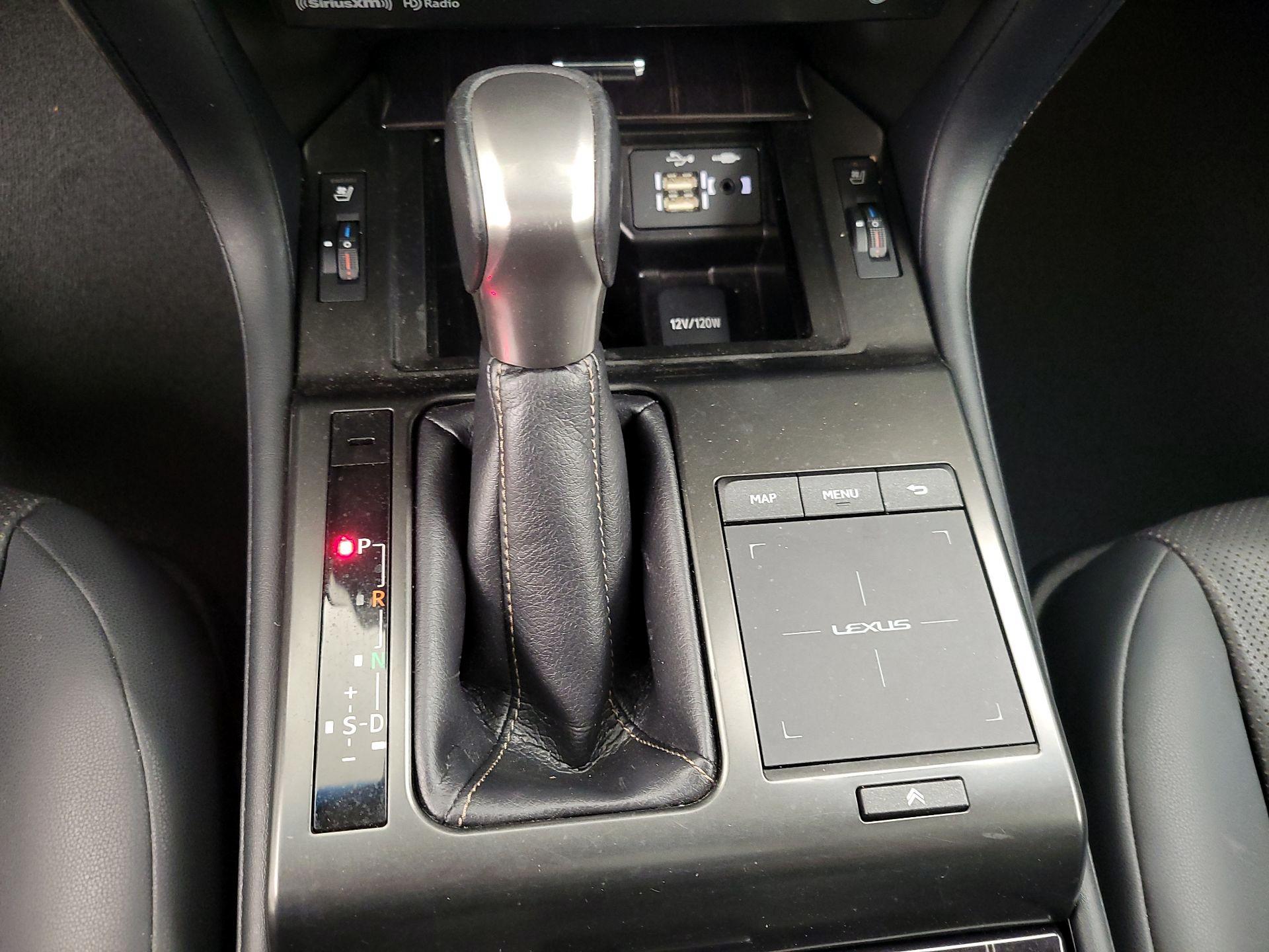 Thumbnail: 2022 Lexus GX - 17