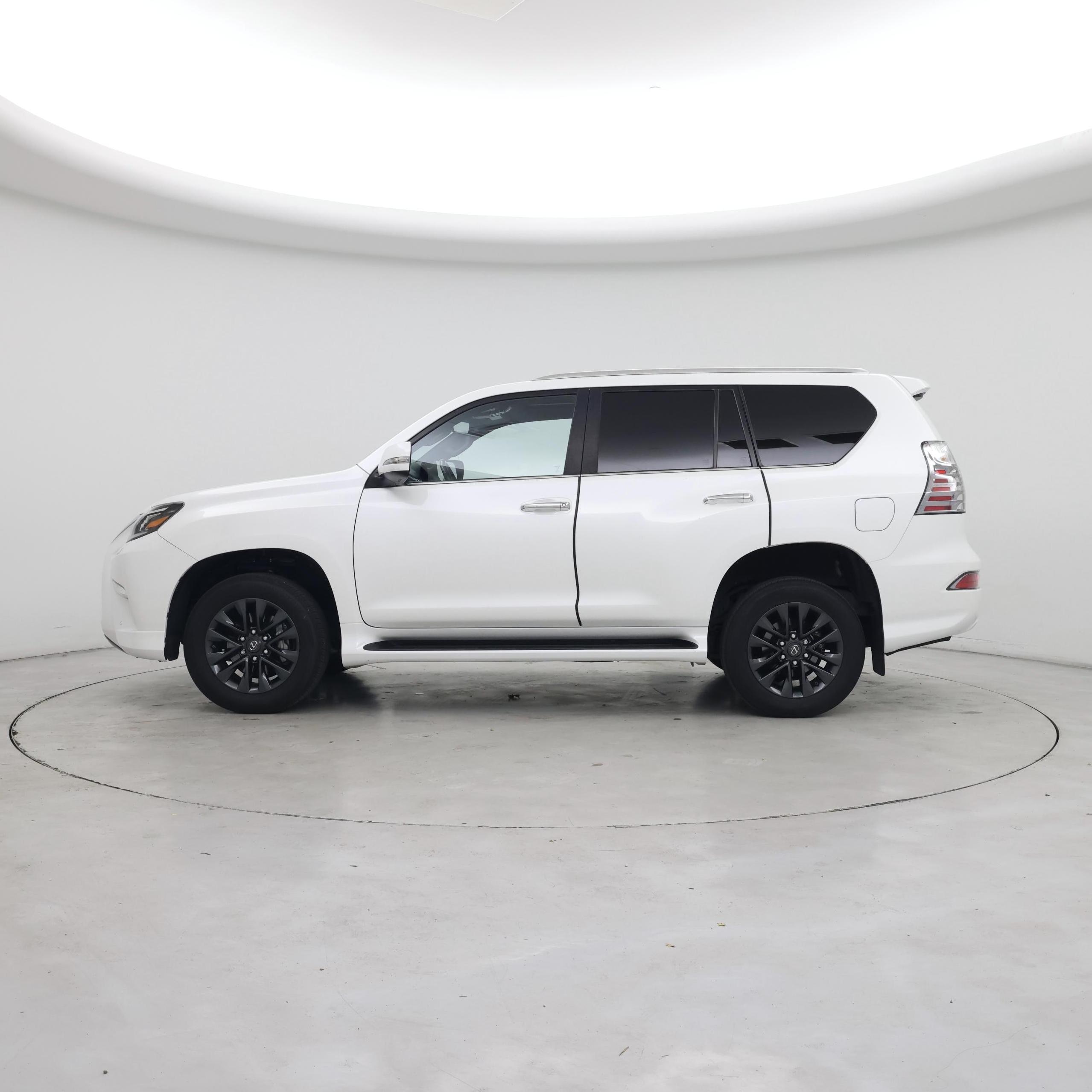 Thumbnail: 2022 Lexus GX - 3