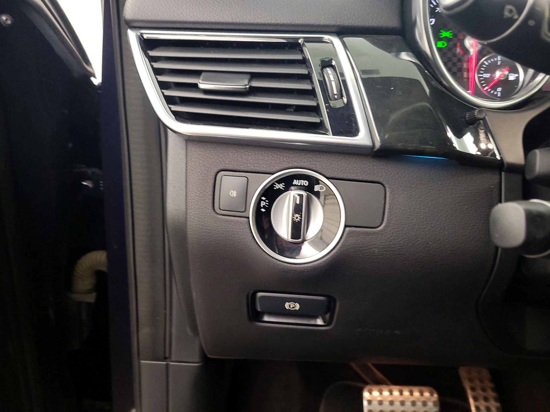 Thumbnail: 2018 Mercedes-Benz GLE - 13