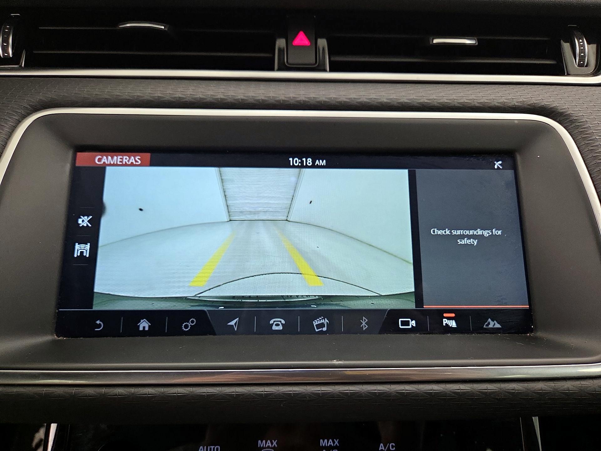 Thumbnail: 2020 Land Rover Range Rover Evoque - 15