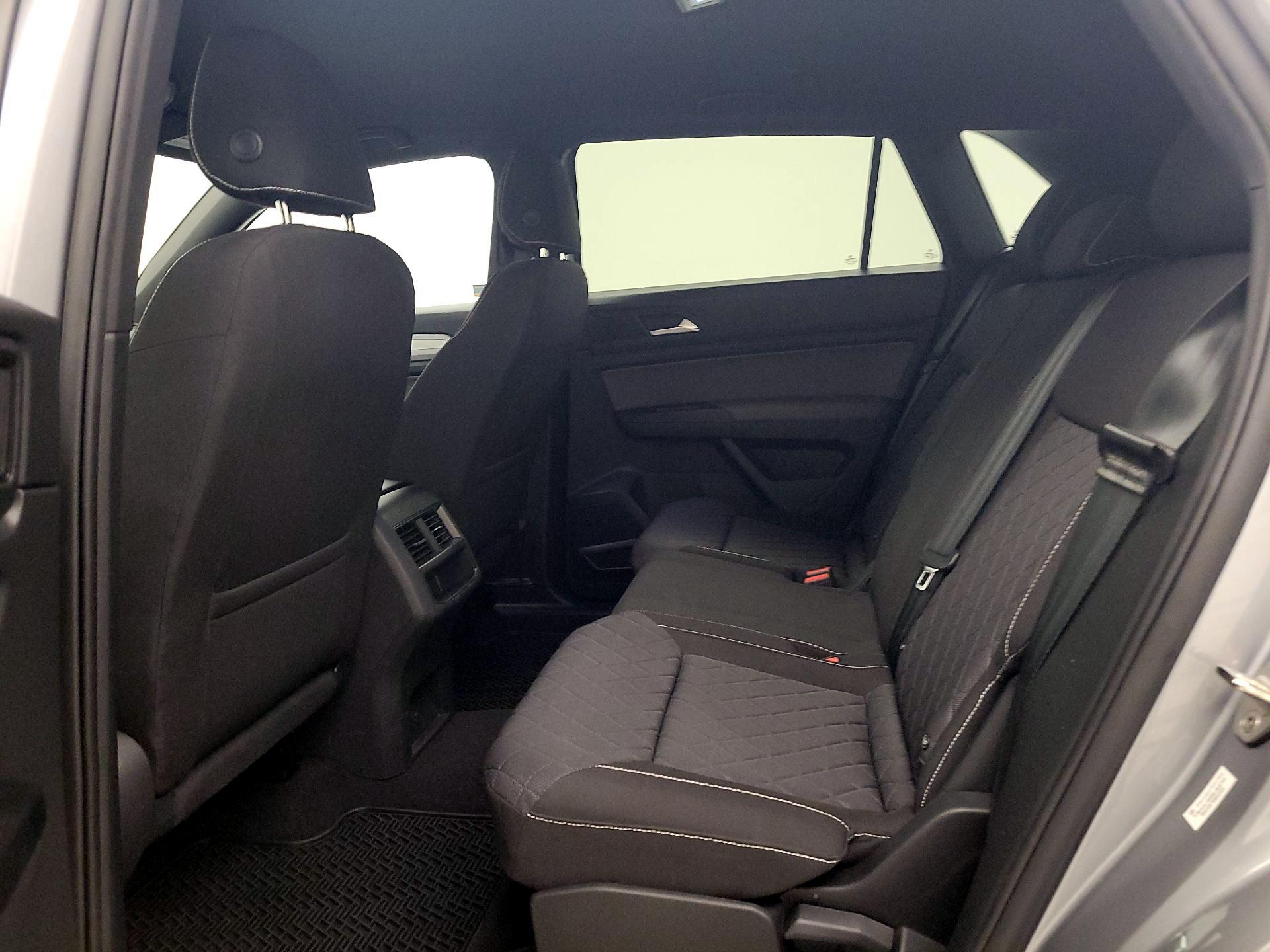 Thumbnail: 2021 Volkswagen Atlas - 19