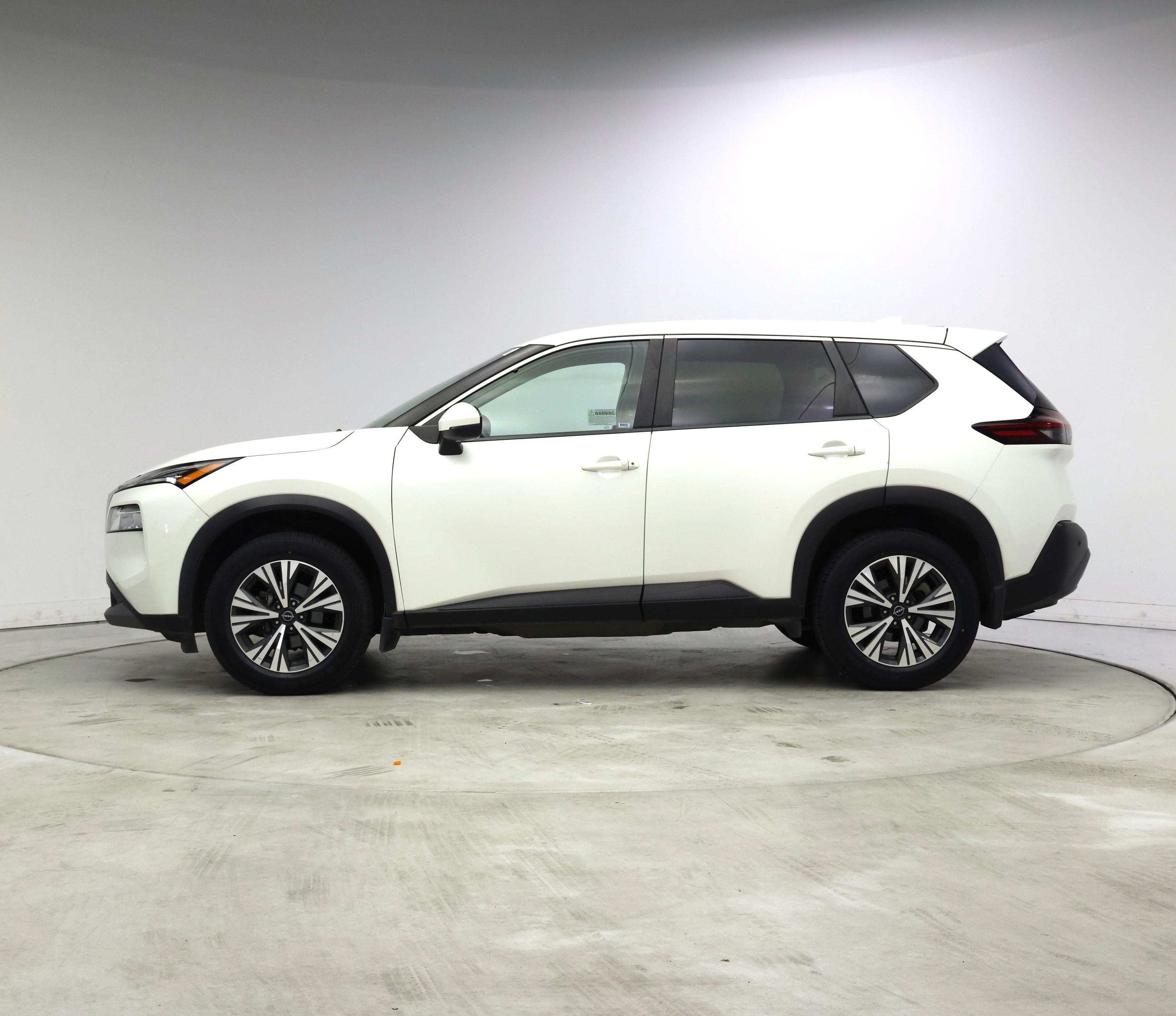 Thumbnail: 2022 Nissan Rogue - 3