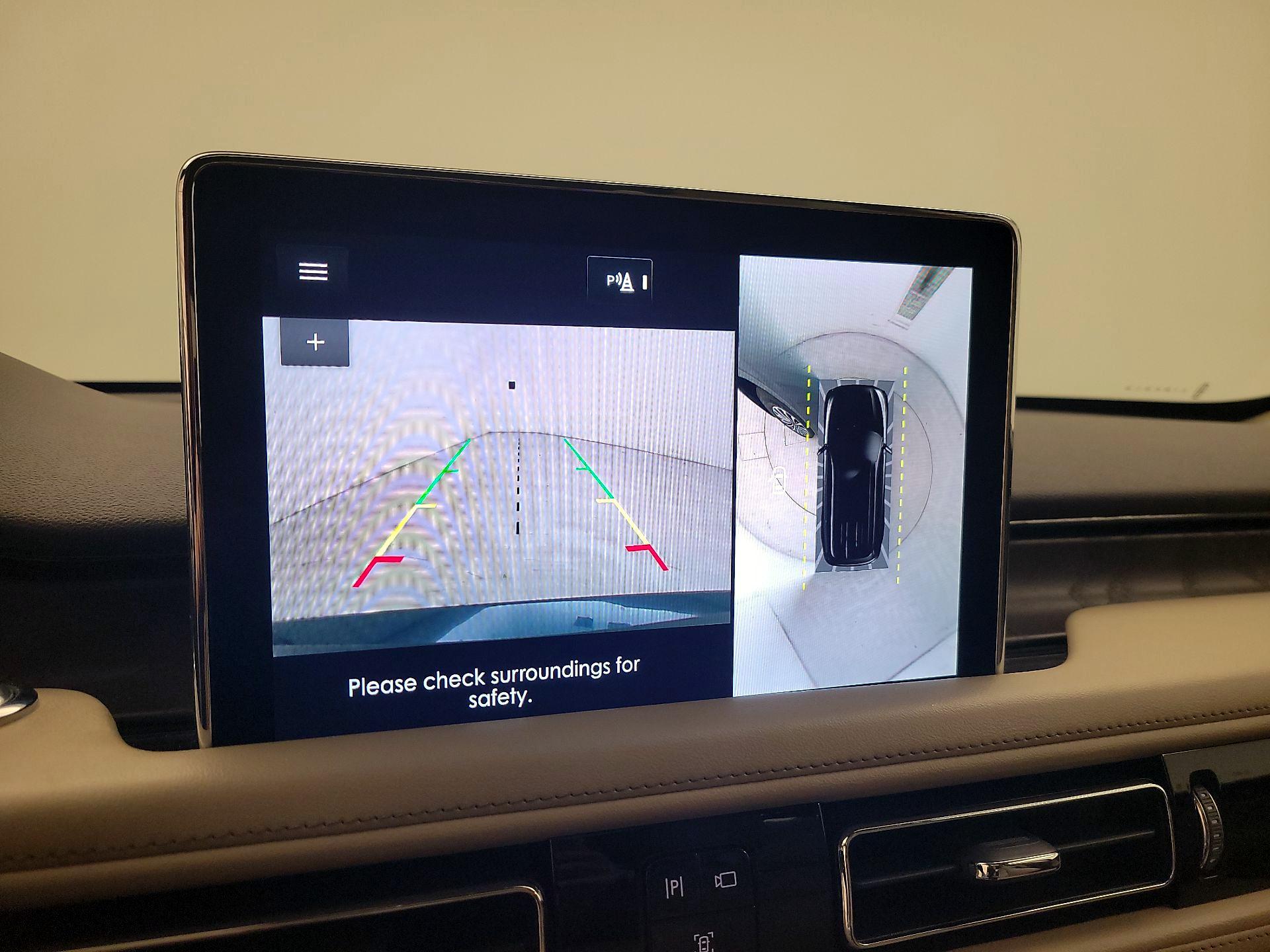 Thumbnail: 2022 Lincoln Aviator - 15