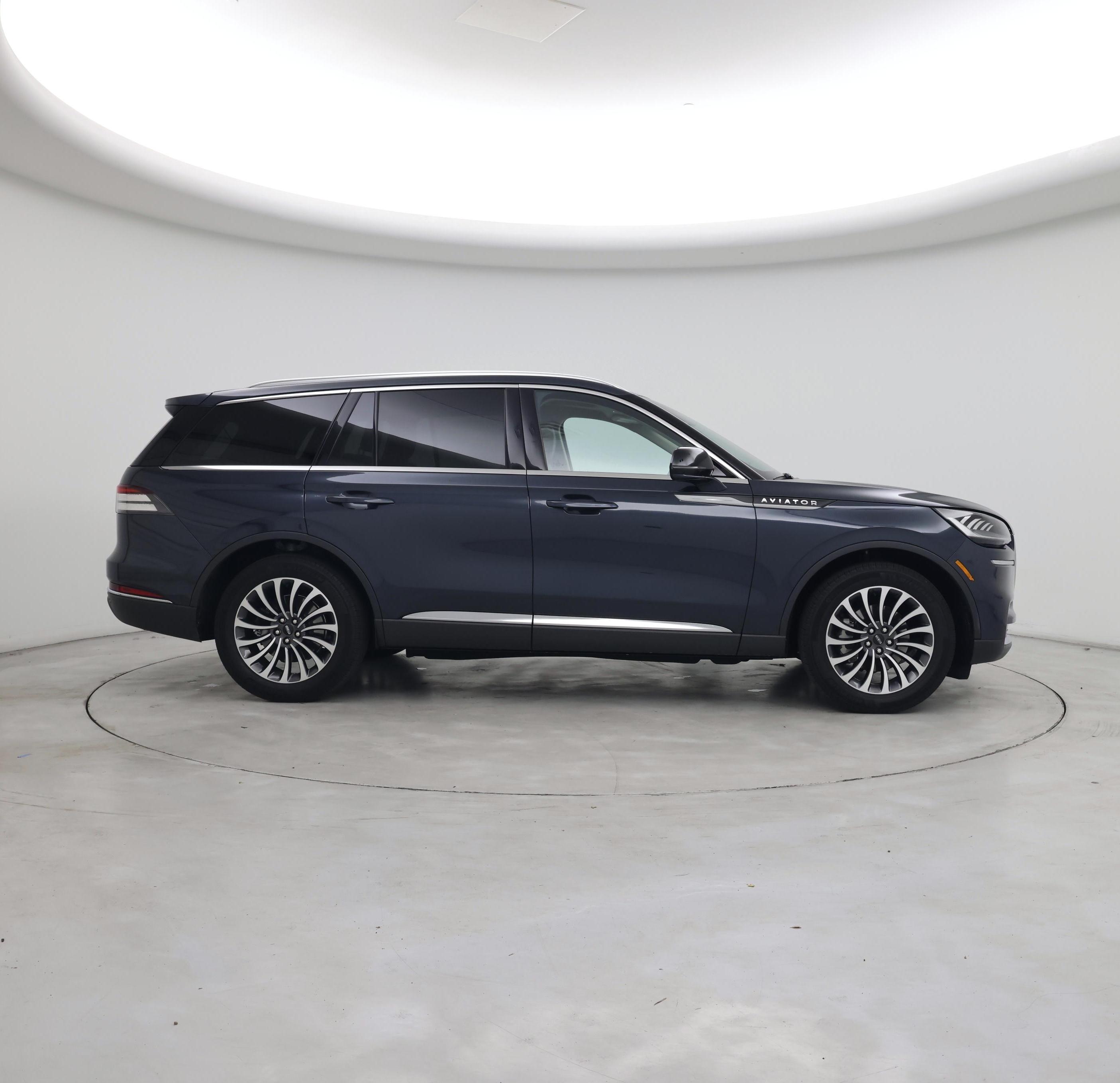 Thumbnail: 2022 Lincoln Aviator - 7