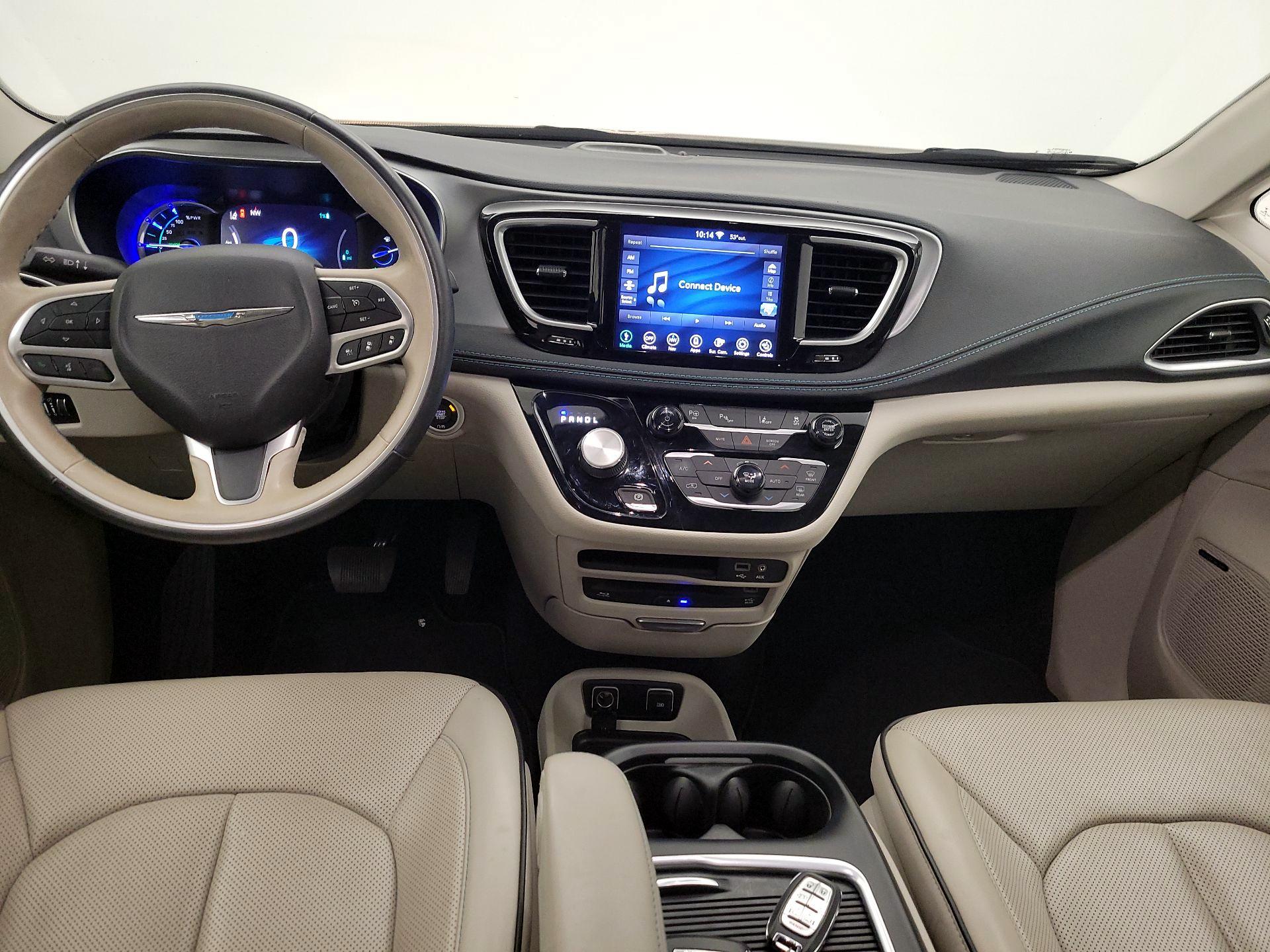 Thumbnail: 2020 Chrysler Pacifica - 9