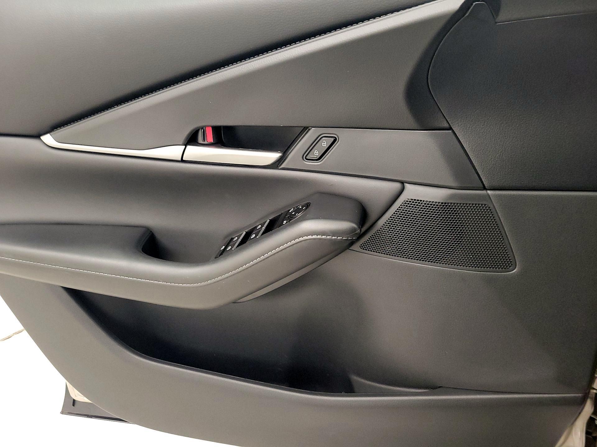 Thumbnail: 2022 Mazda CX-30 - 12