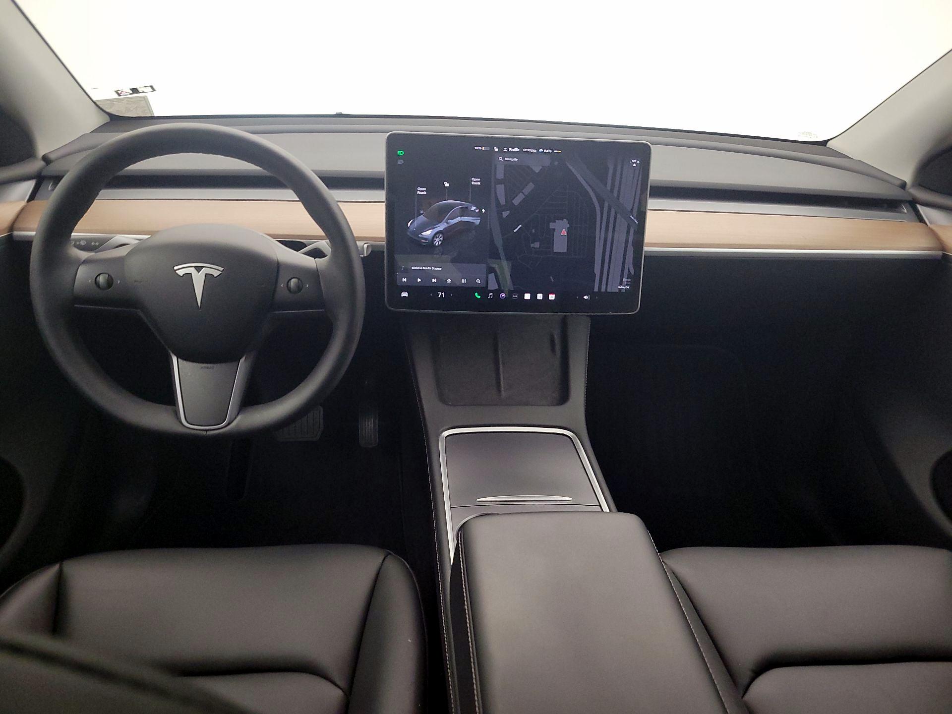 Thumbnail: 2023 Tesla Model Y - 9