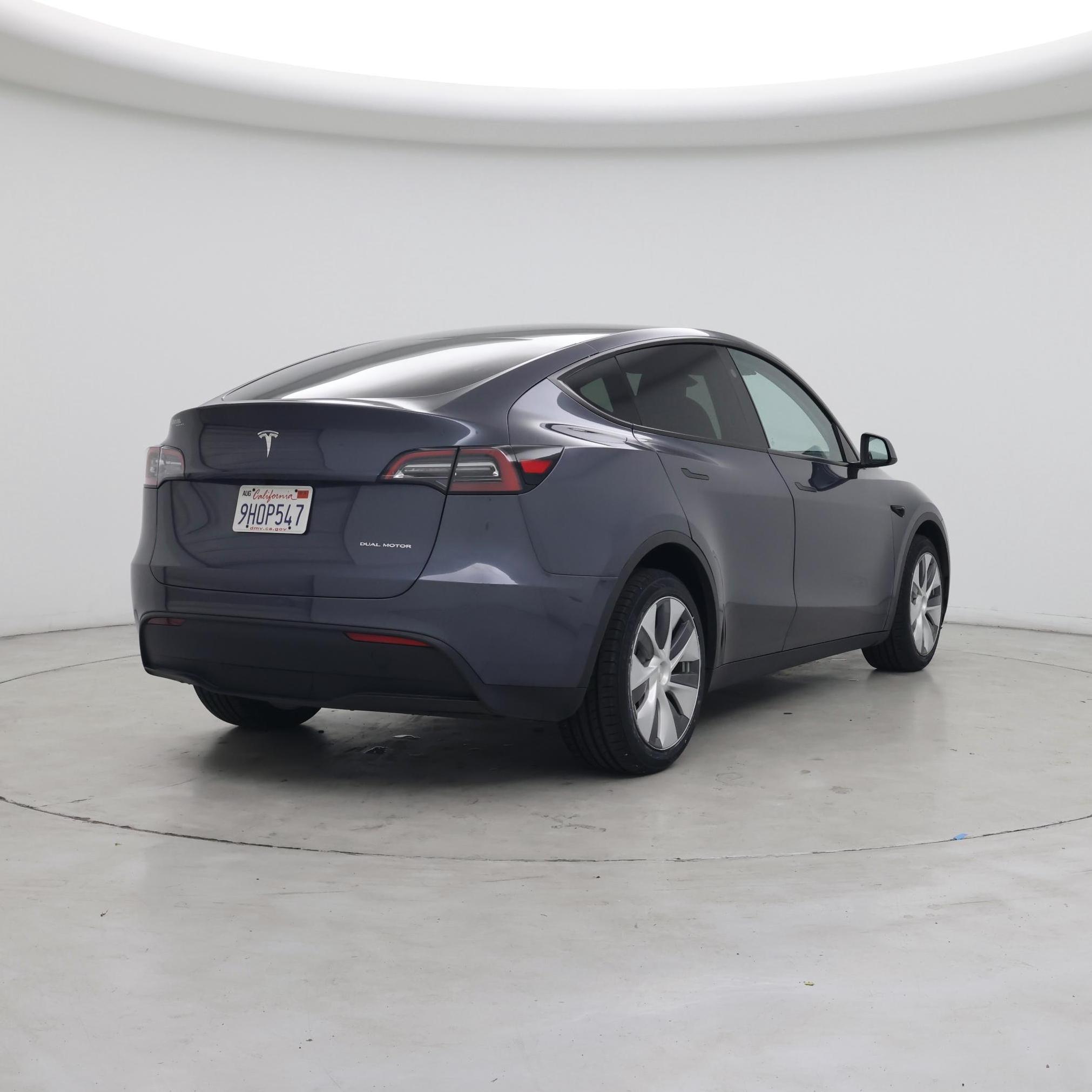 Thumbnail: 2023 Tesla Model Y - 8