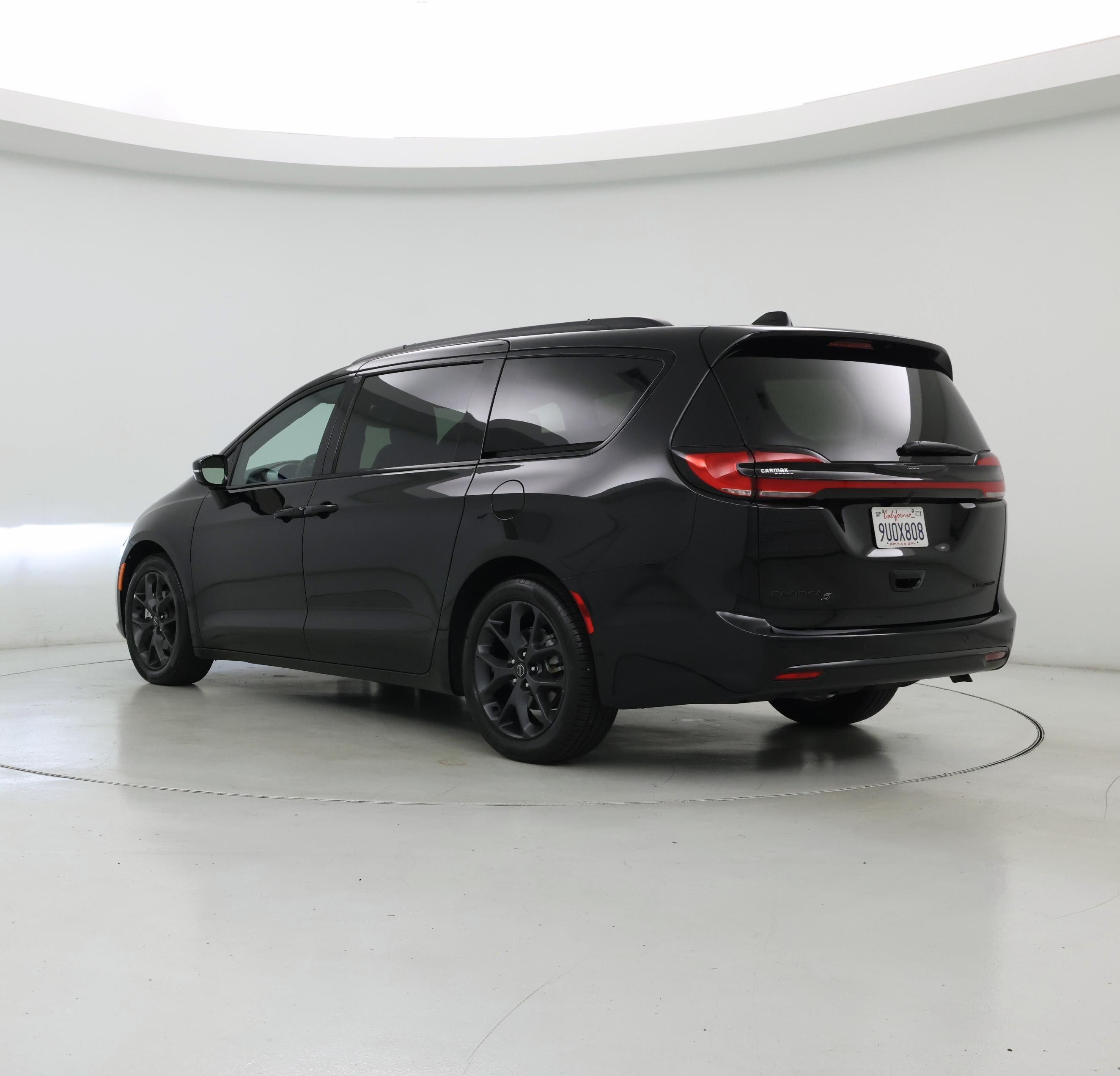 Thumbnail: 2026 Chrysler Pacifica - 2