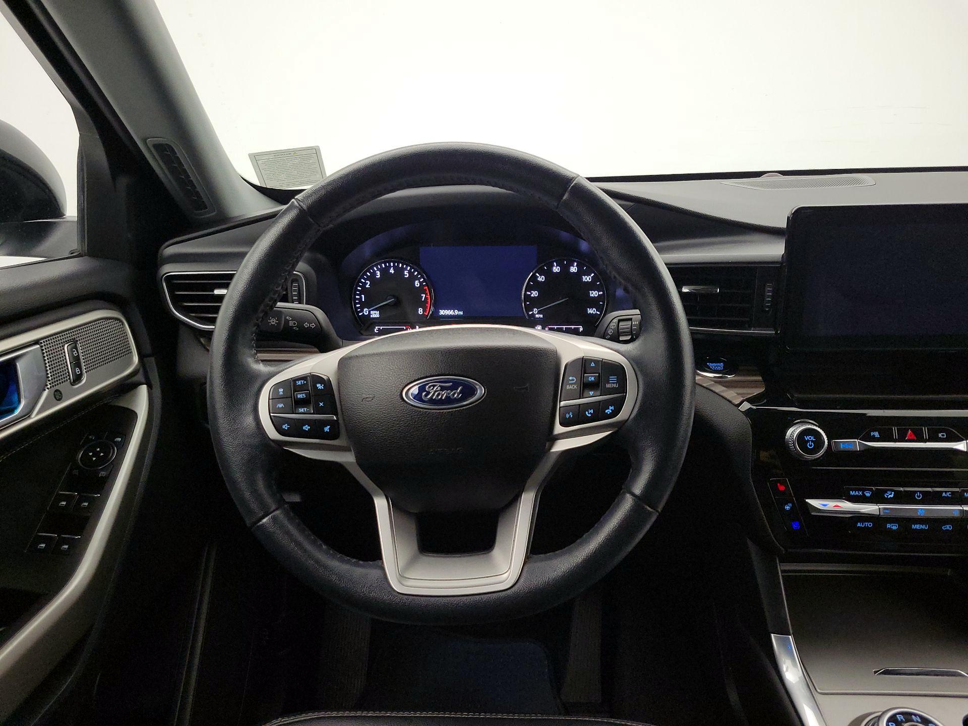 Thumbnail: 2023 Ford Explorer - 10