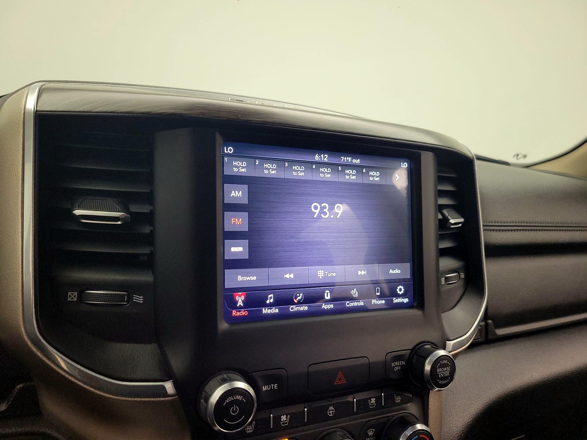 Thumbnail: 2019 RAM 1500 - 15