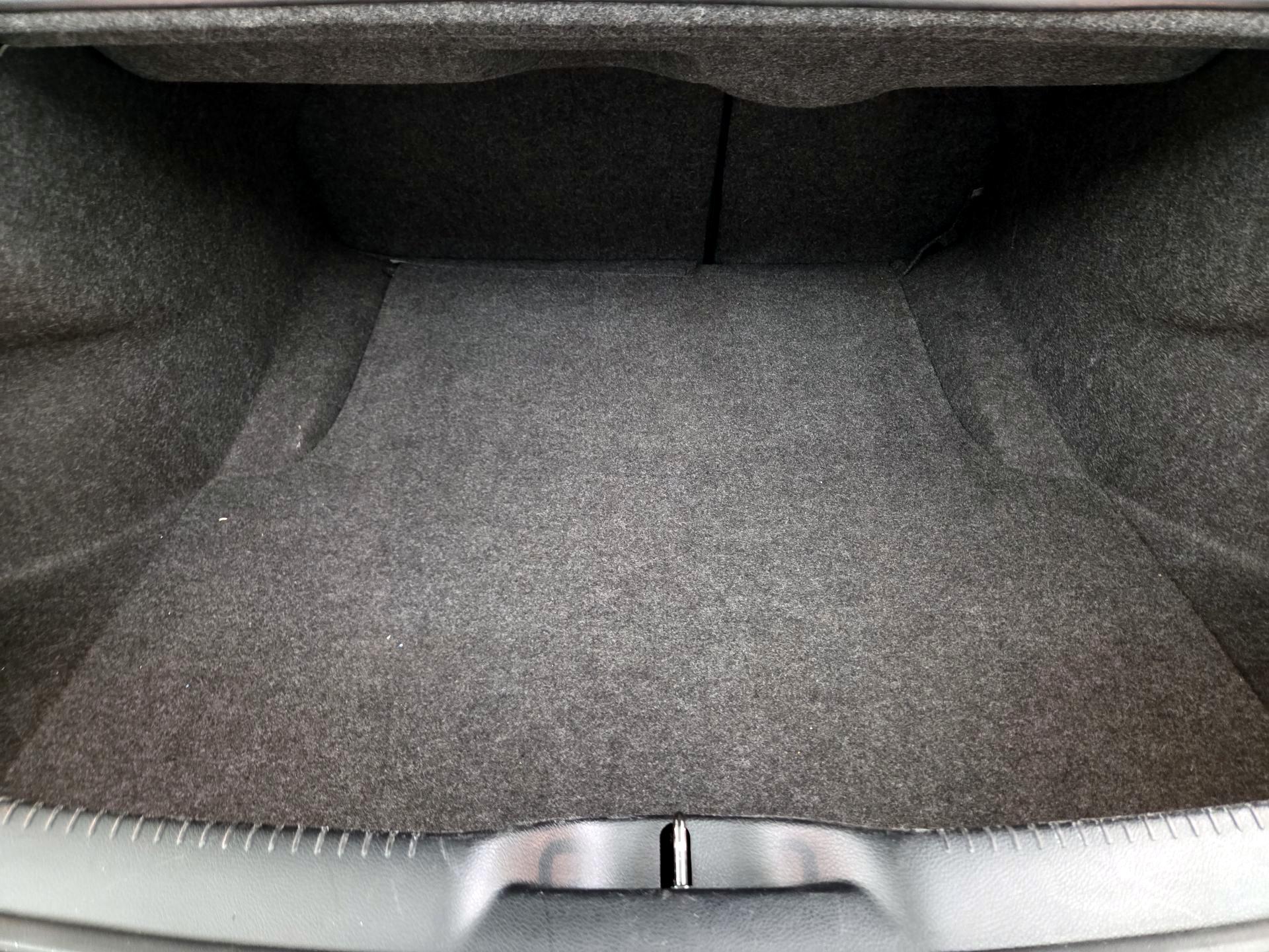 Thumbnail: 2021 Chrysler 300 - 20