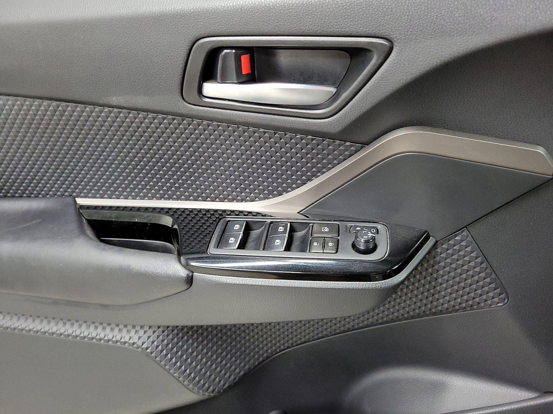 Thumbnail: 2019 Toyota C-HR - 10