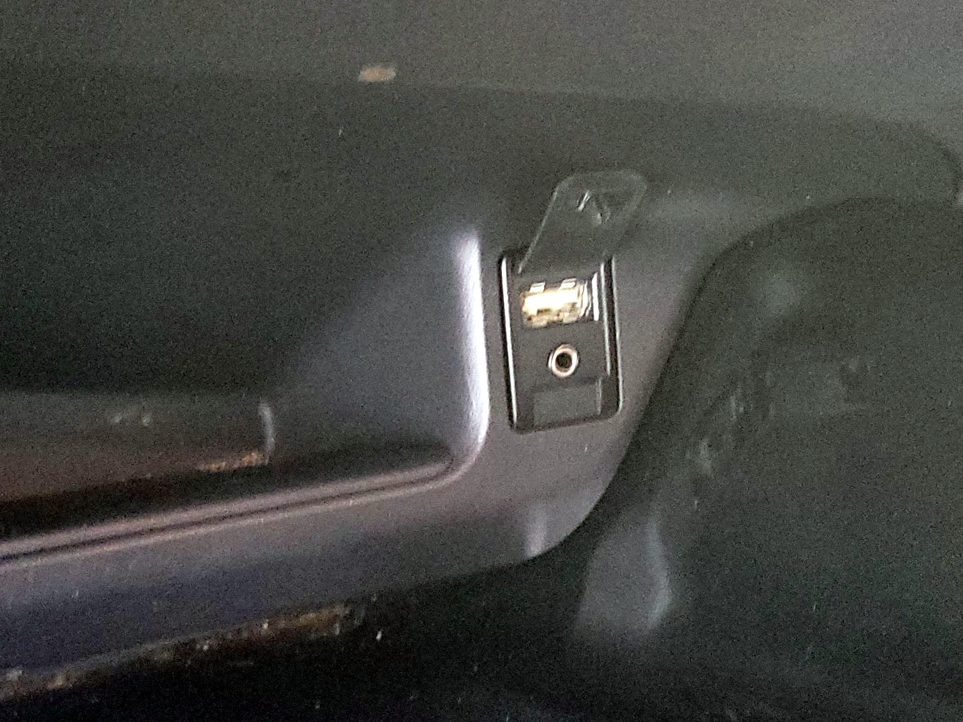 Thumbnail: 2019 Toyota C-HR - 16