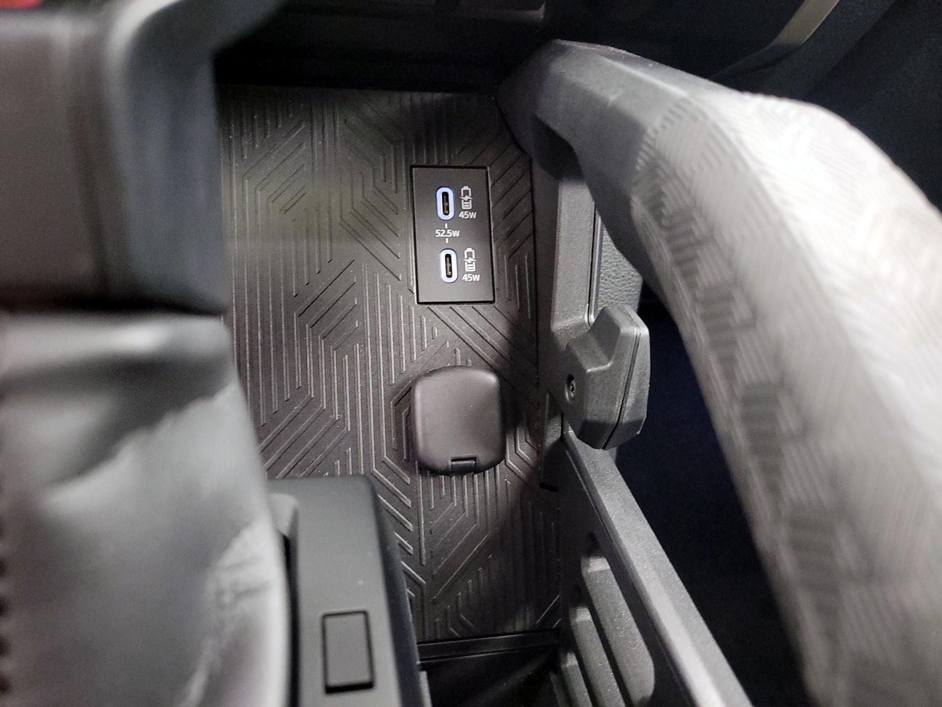 Thumbnail: 2024 Toyota Tacoma - 18