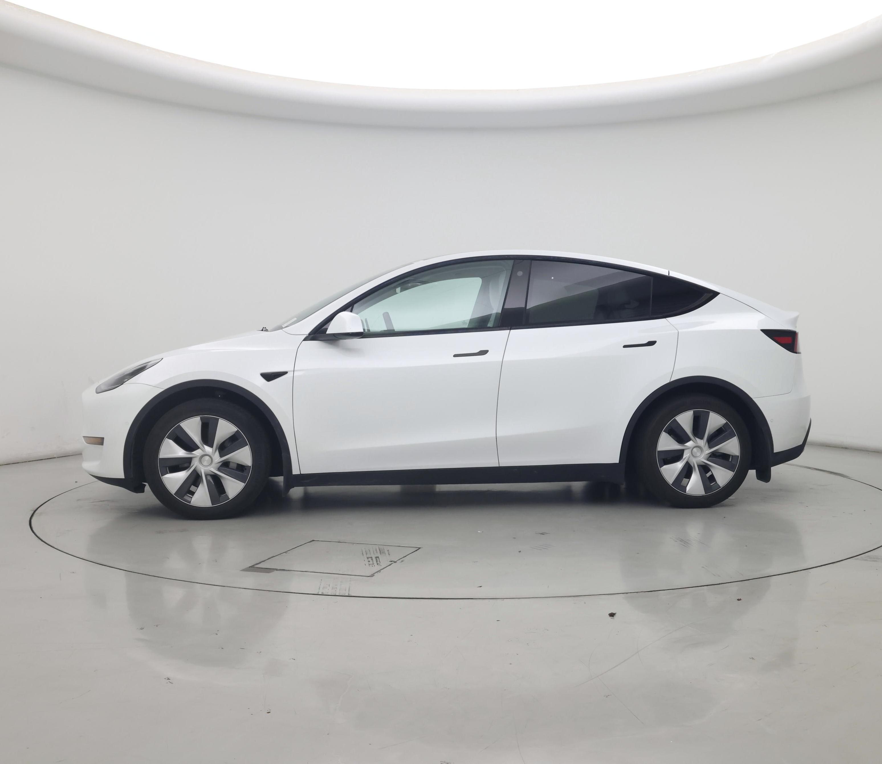 Thumbnail: 2022 Tesla Model Y - 3