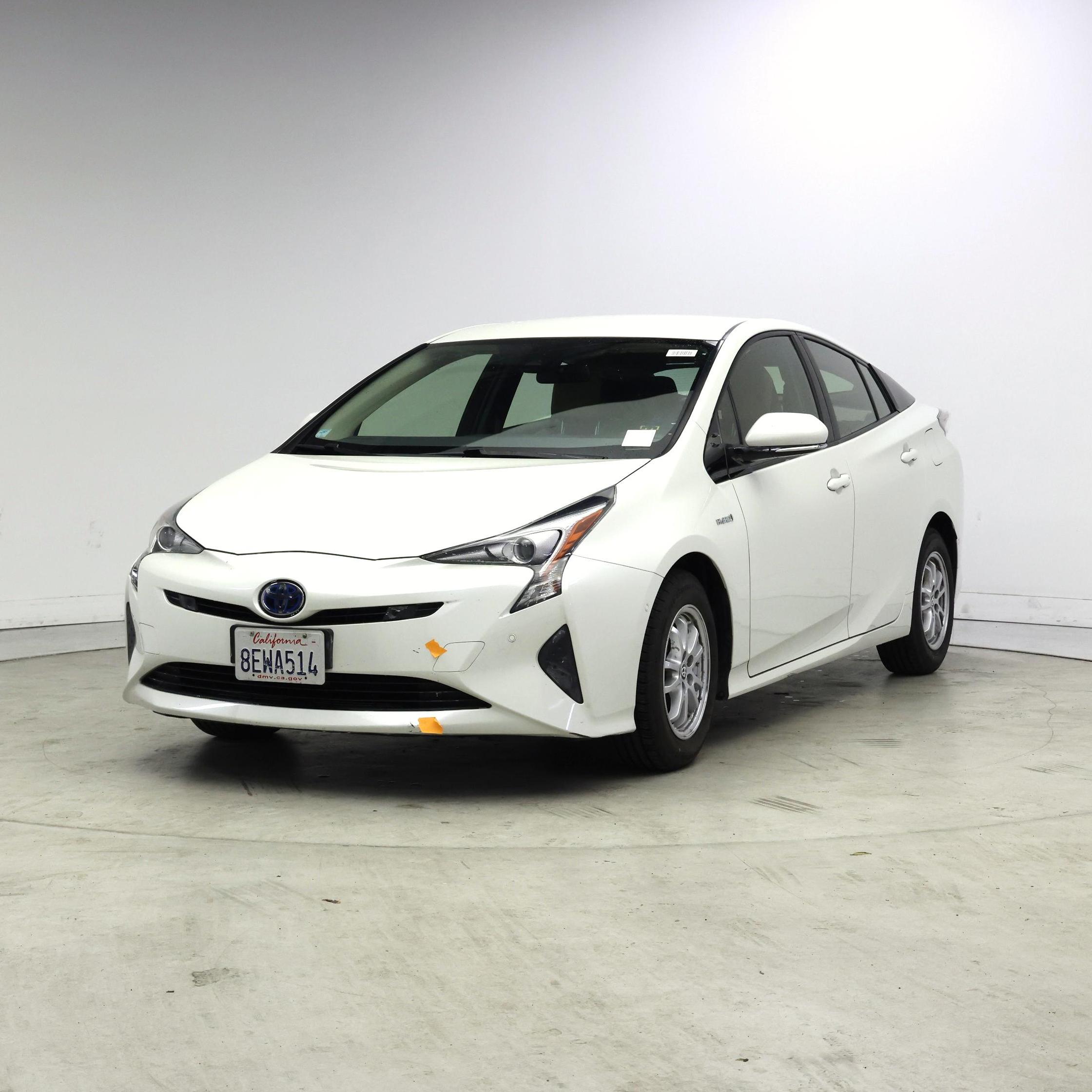 Thumbnail: 2018 Toyota Prius - 4