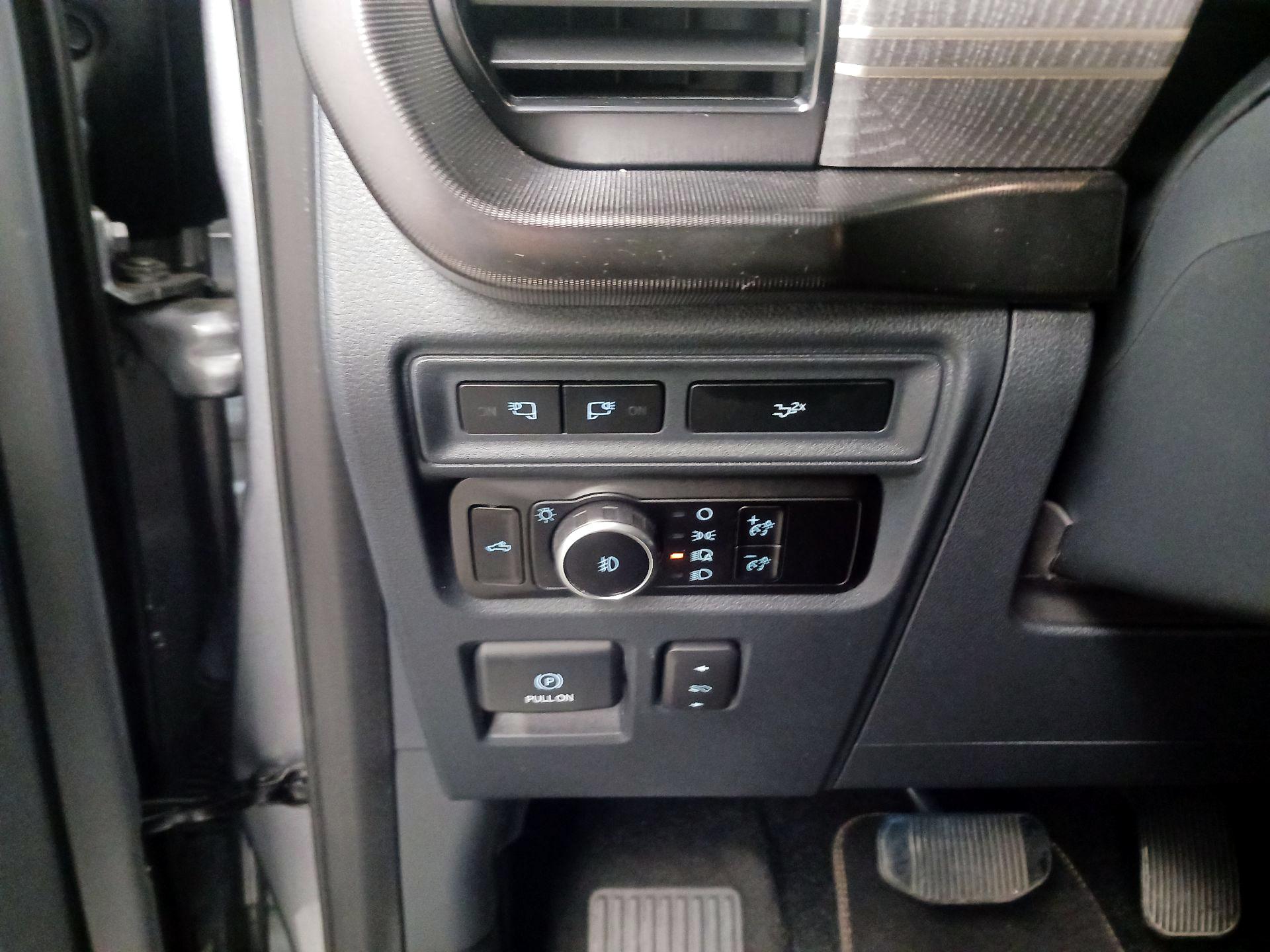 Thumbnail: 2023 Ford F-150 - 11