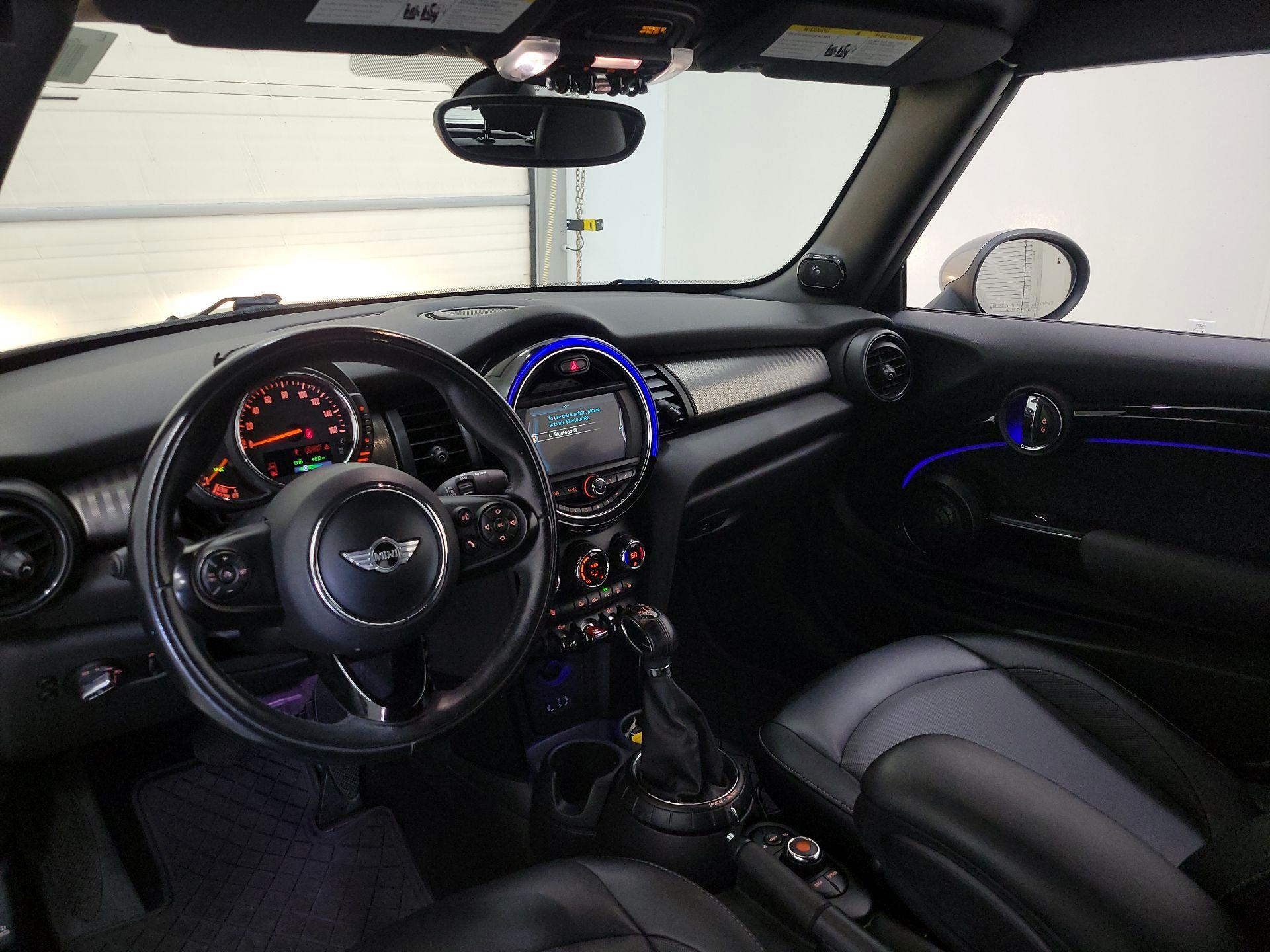 Thumbnail: 2017 MINI Cooper - 9