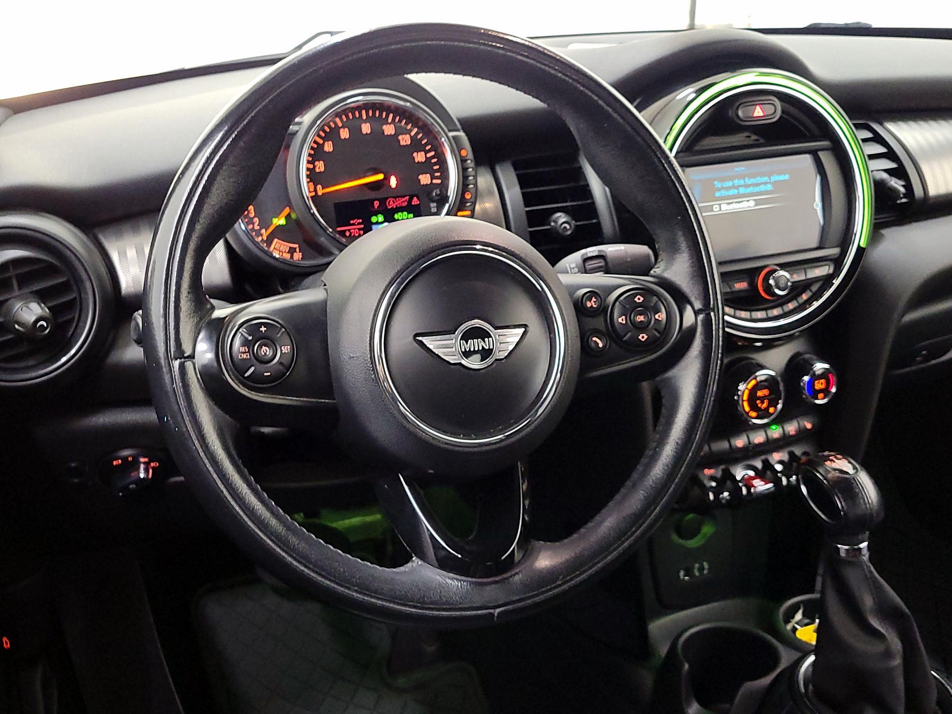 Thumbnail: 2017 MINI Cooper - 10