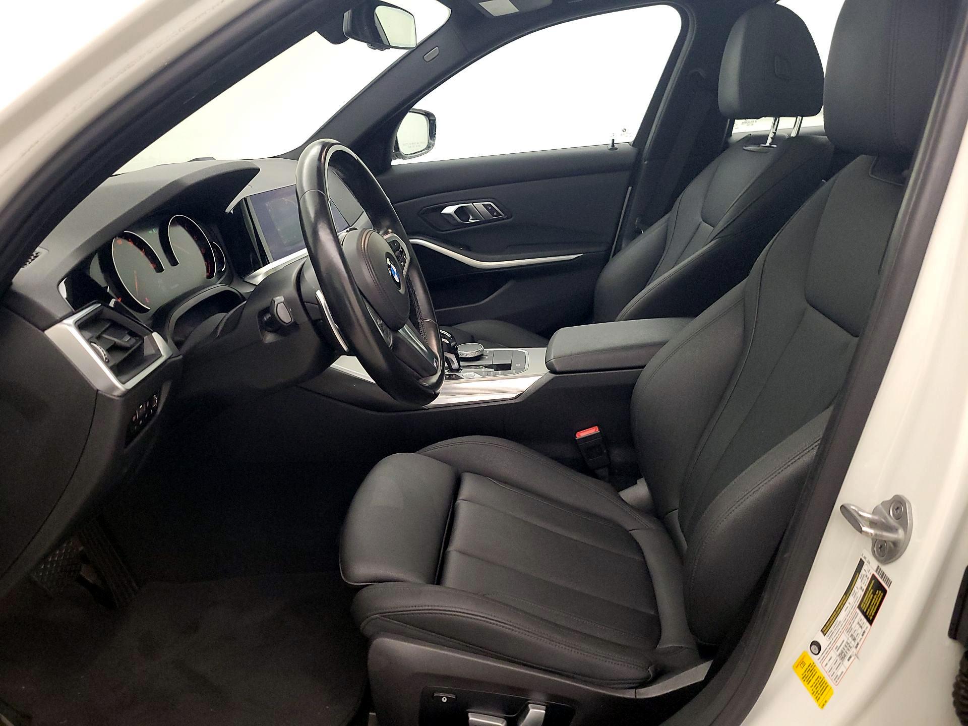 Thumbnail: 2020 BMW 3 Series - 11