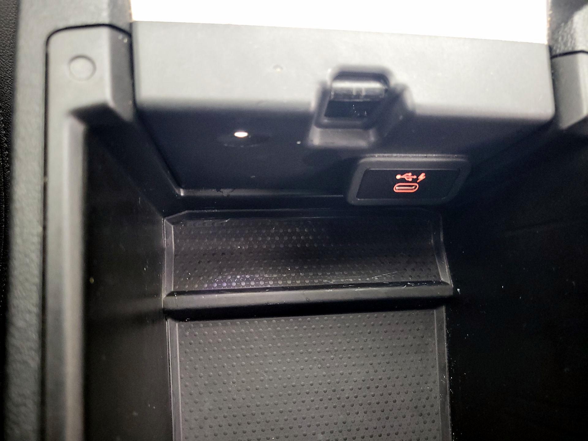 Thumbnail: 2020 BMW 3 Series - 19