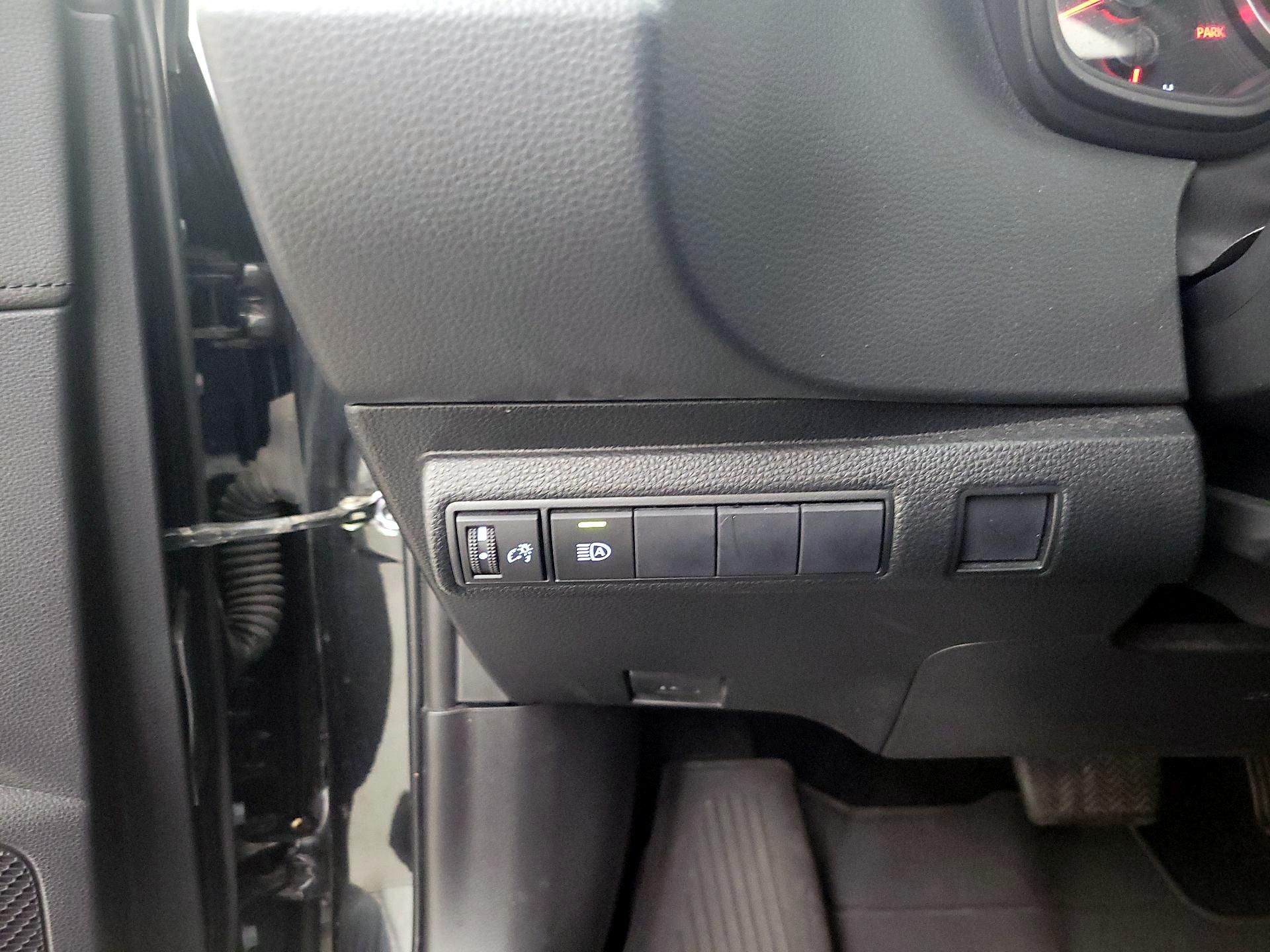 Thumbnail: 2020 Toyota Corolla - 13