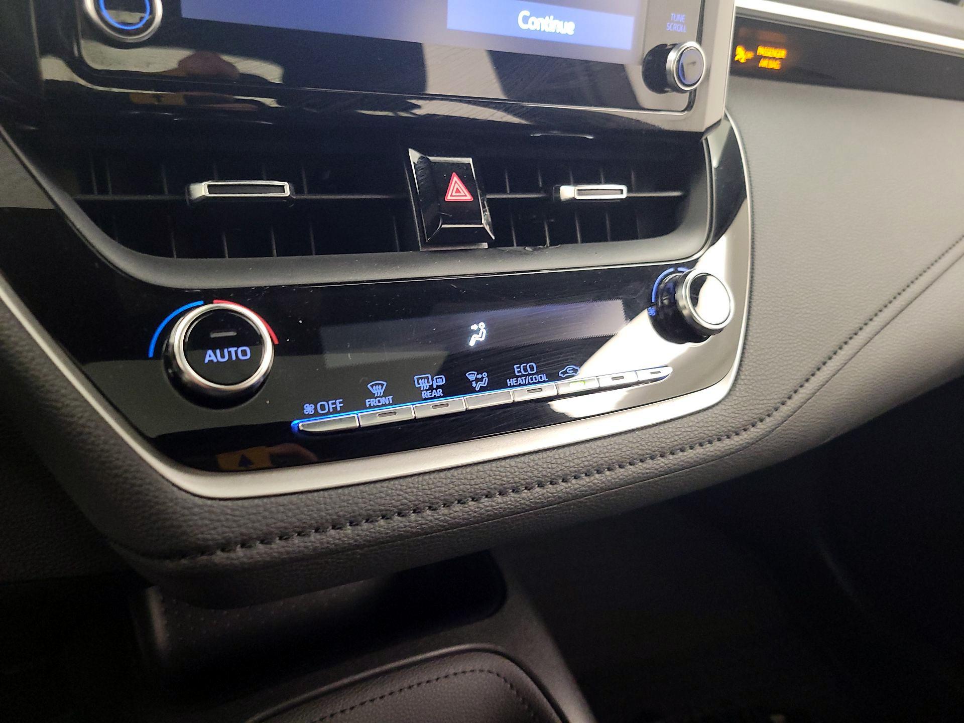 Thumbnail: 2020 Toyota Corolla - 16