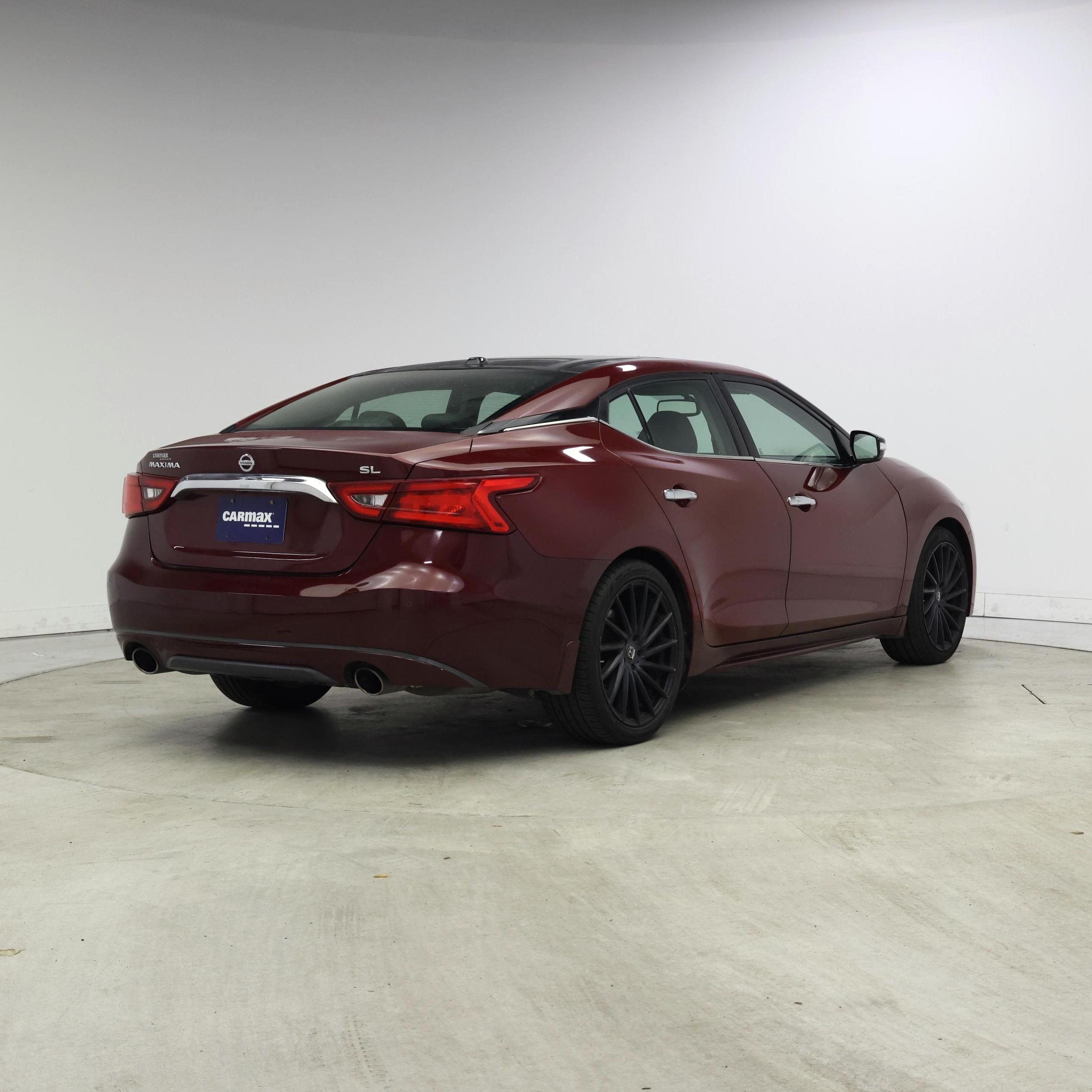 Thumbnail: 2017 Nissan Maxima - 8