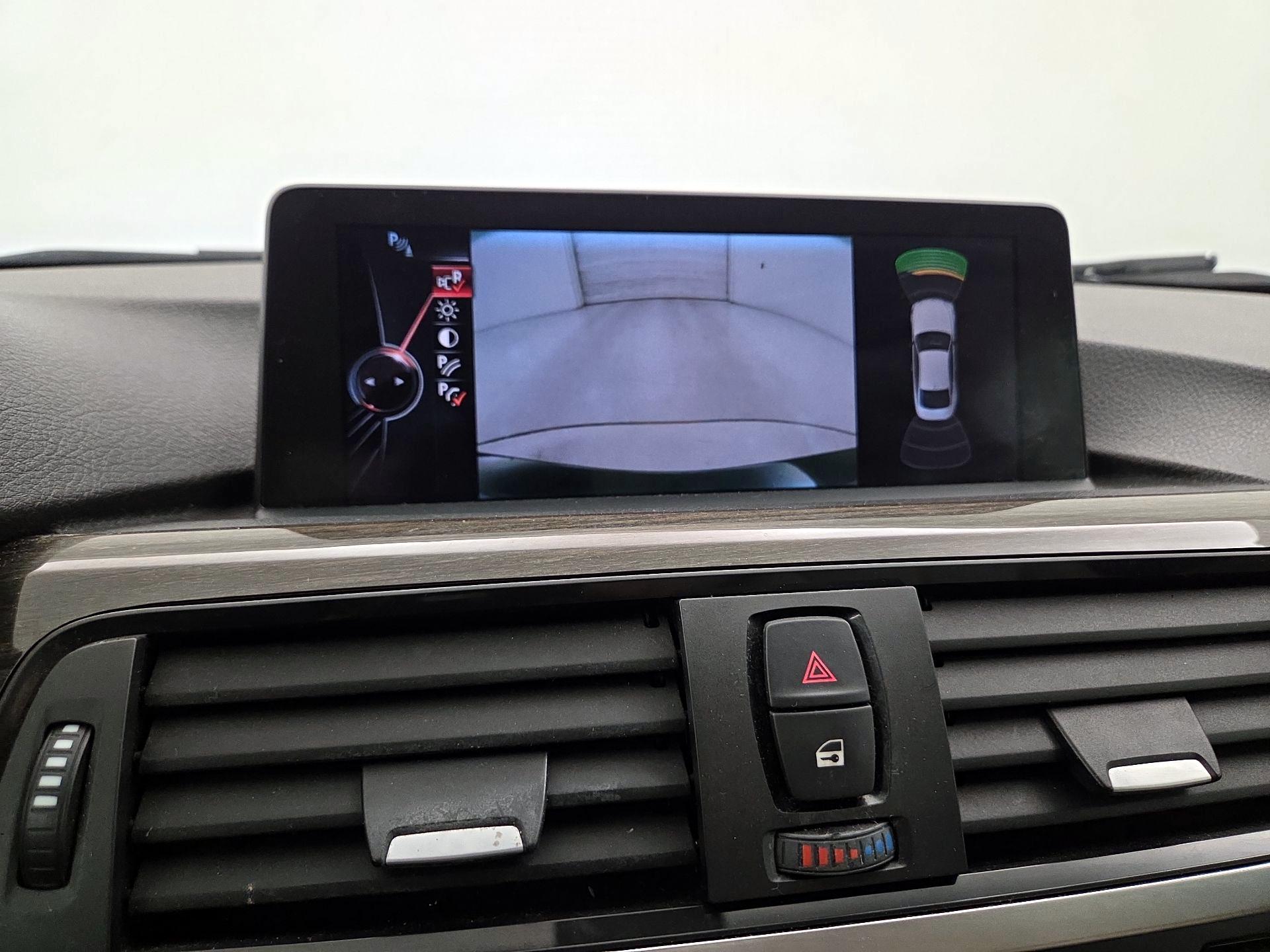 Thumbnail: 2015 BMW 4 Series - 15