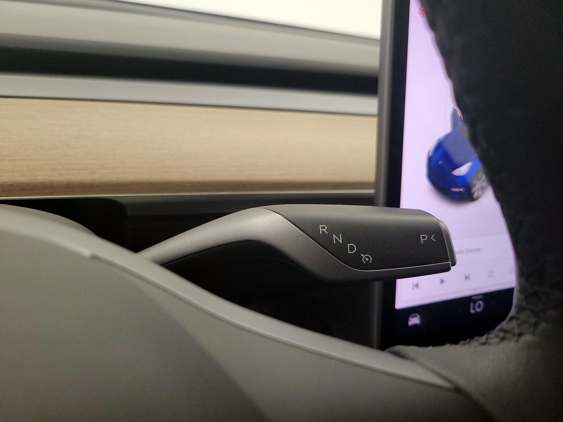 Thumbnail: 2022 Tesla Model Y - 17