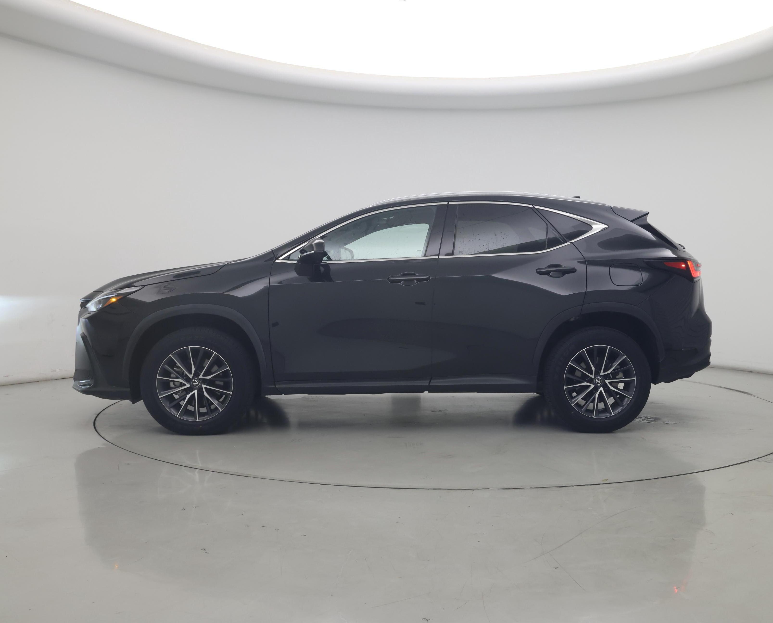 Thumbnail: 2024 Lexus NX - 3