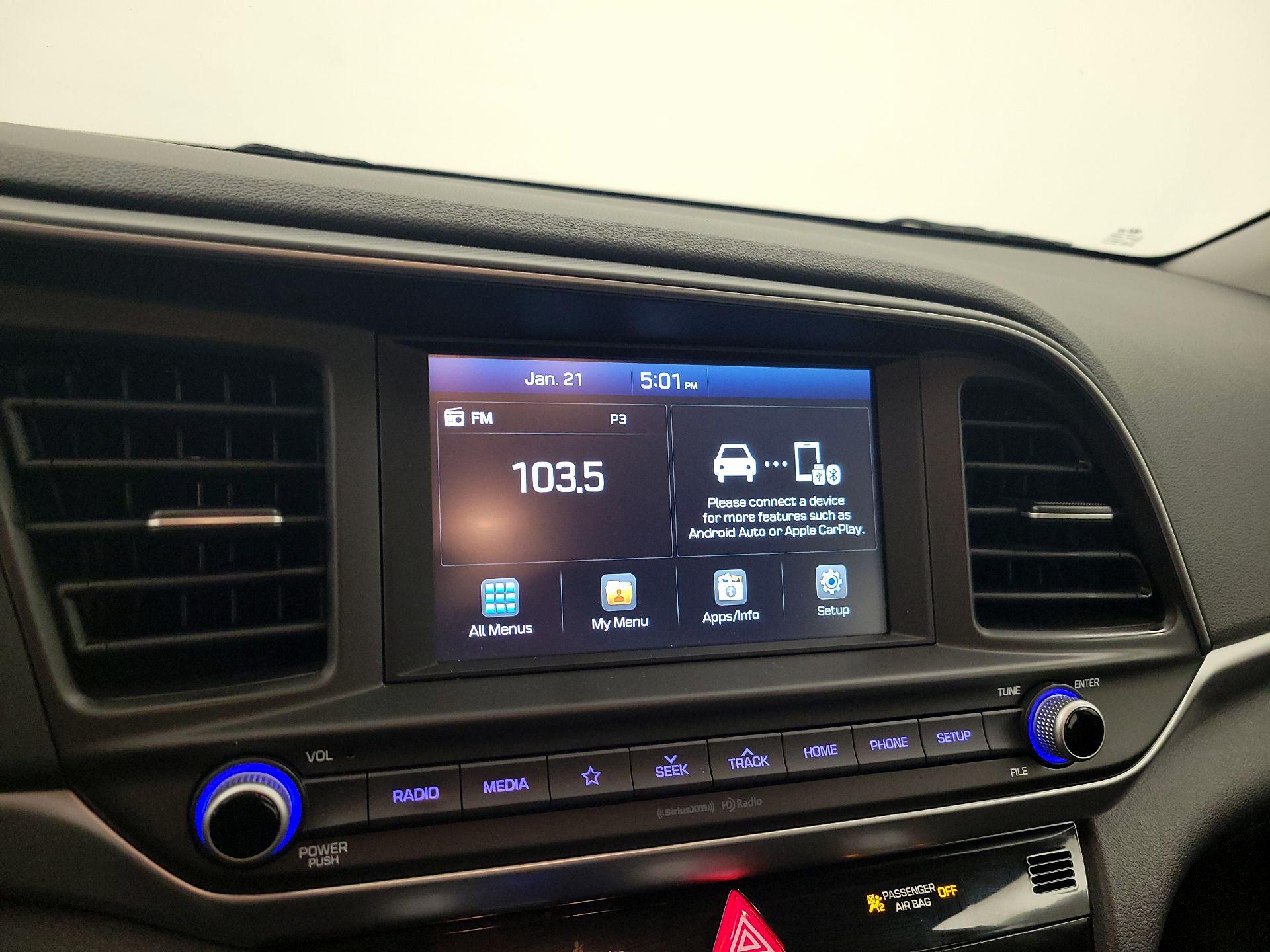 Thumbnail: 2020 Hyundai Elantra - 16