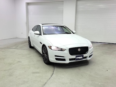 2018 Jaguar XE Prestige