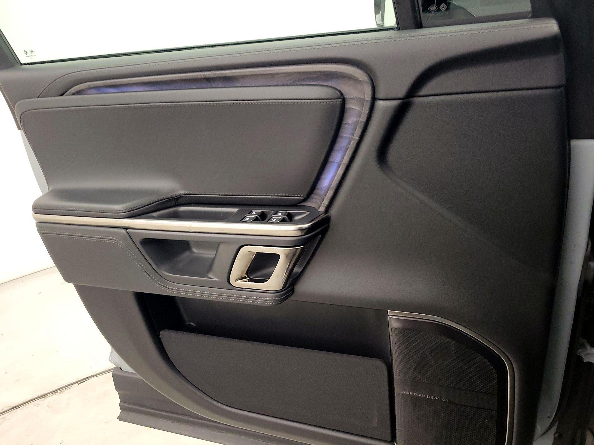 Thumbnail: 2022 Rivian R1T - 12