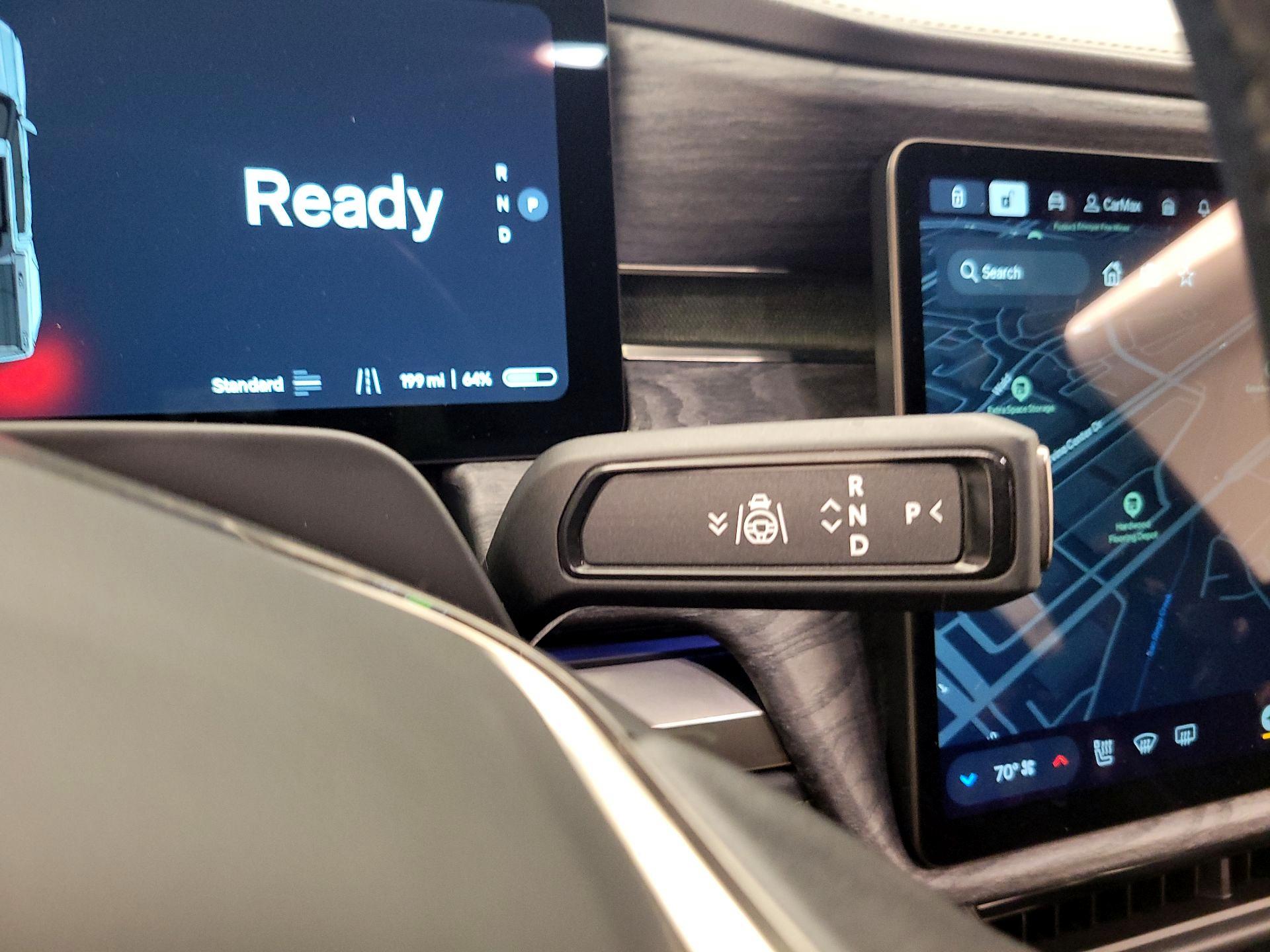 Thumbnail: 2022 Rivian R1T - 17