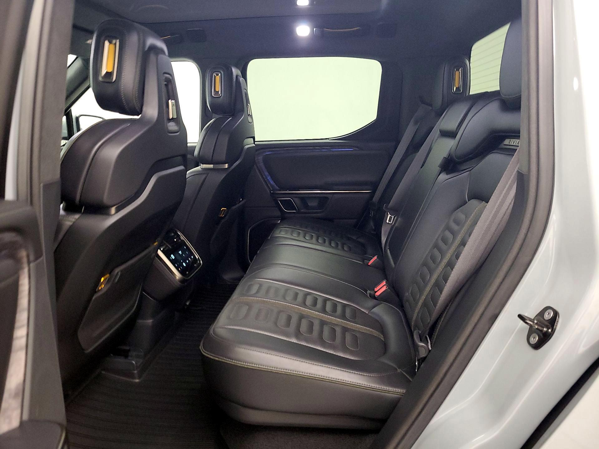 Thumbnail: 2022 Rivian R1T - 20