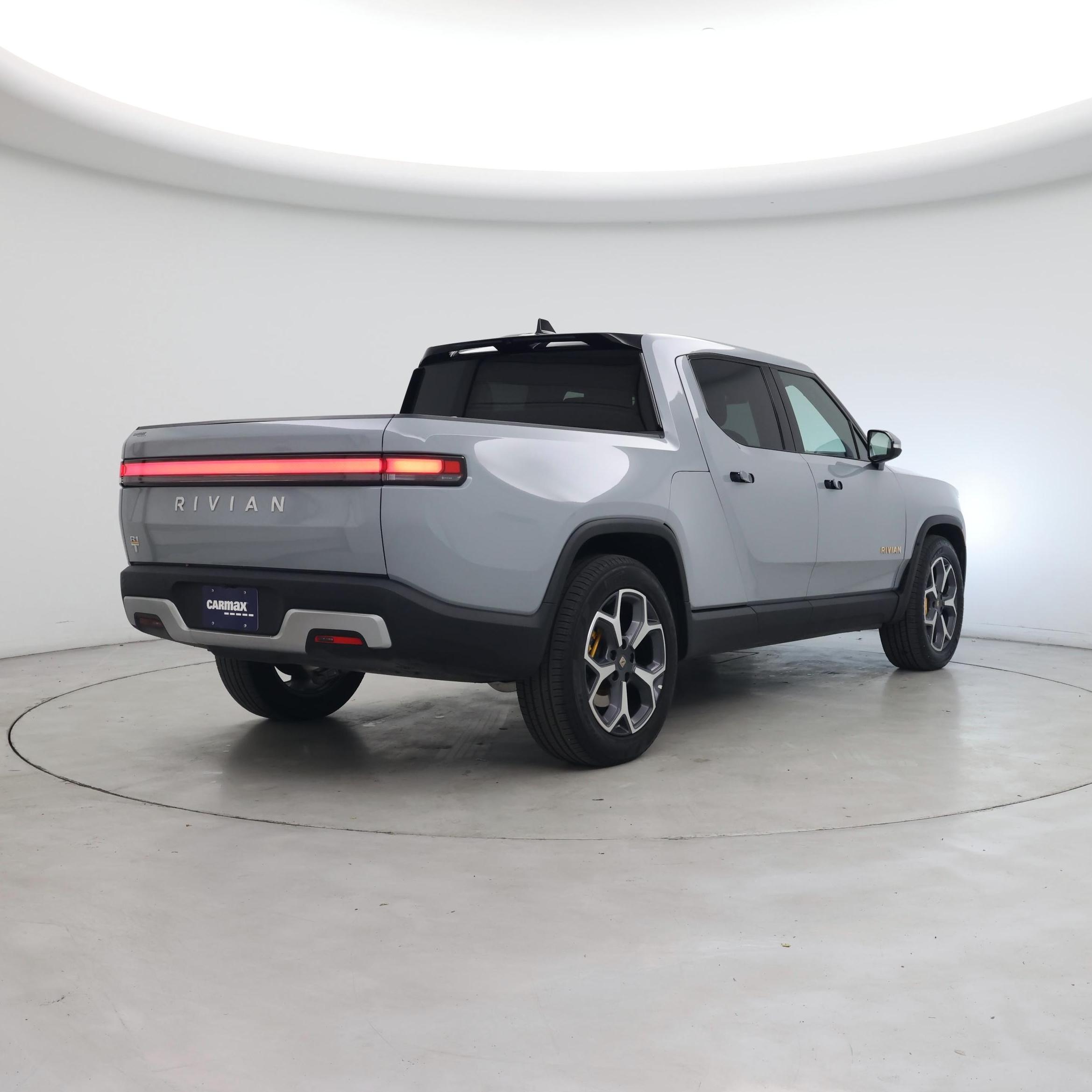 Thumbnail: 2022 Rivian R1T - 8