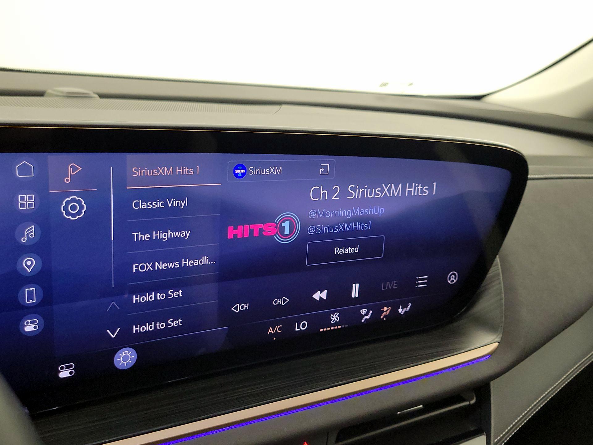 Thumbnail: 2025 Buick Envision - 16