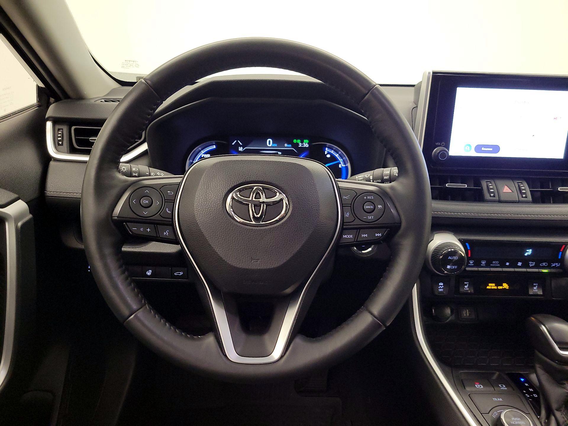 Thumbnail: 2024 Toyota RAV4 - 10