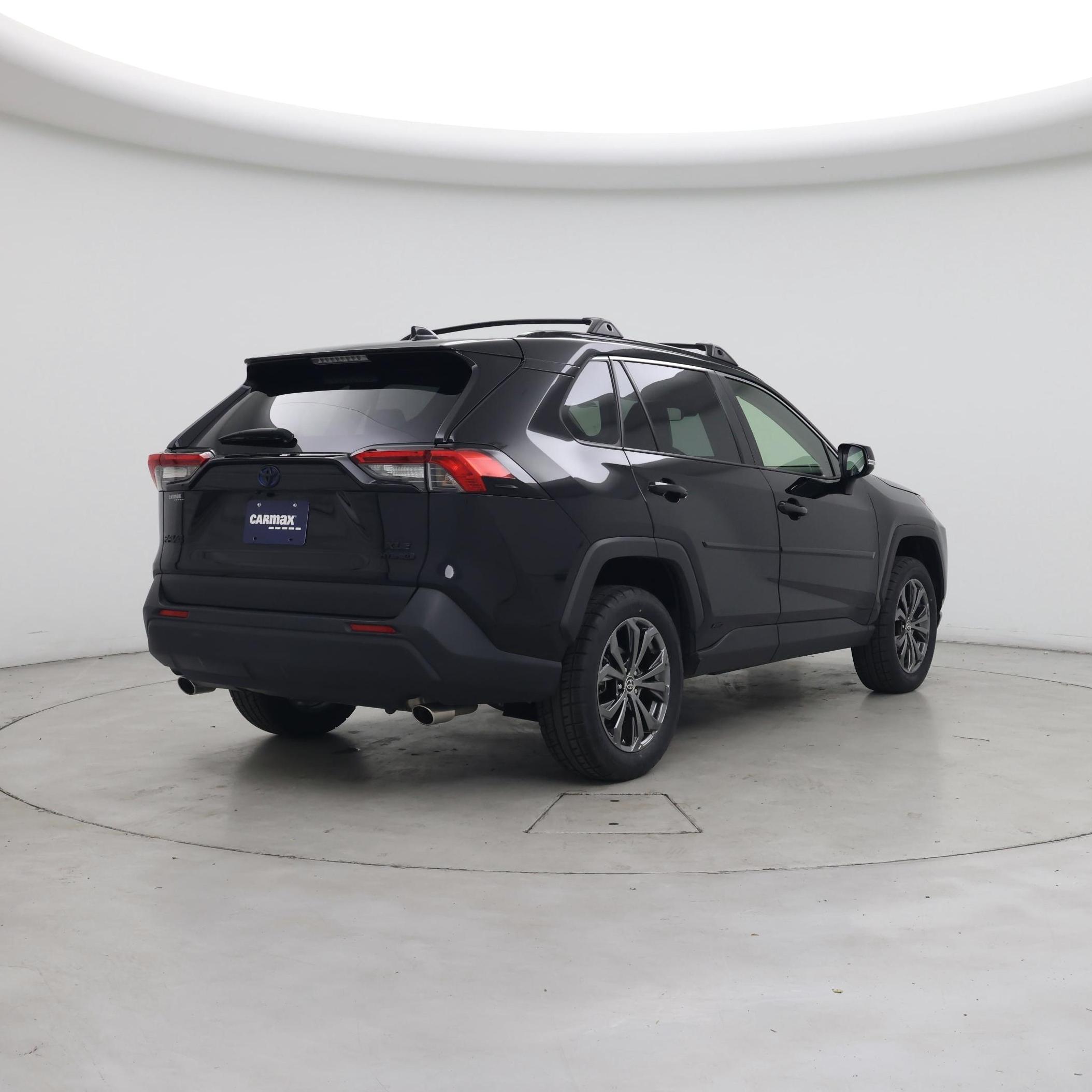 Thumbnail: 2024 Toyota RAV4 - 8