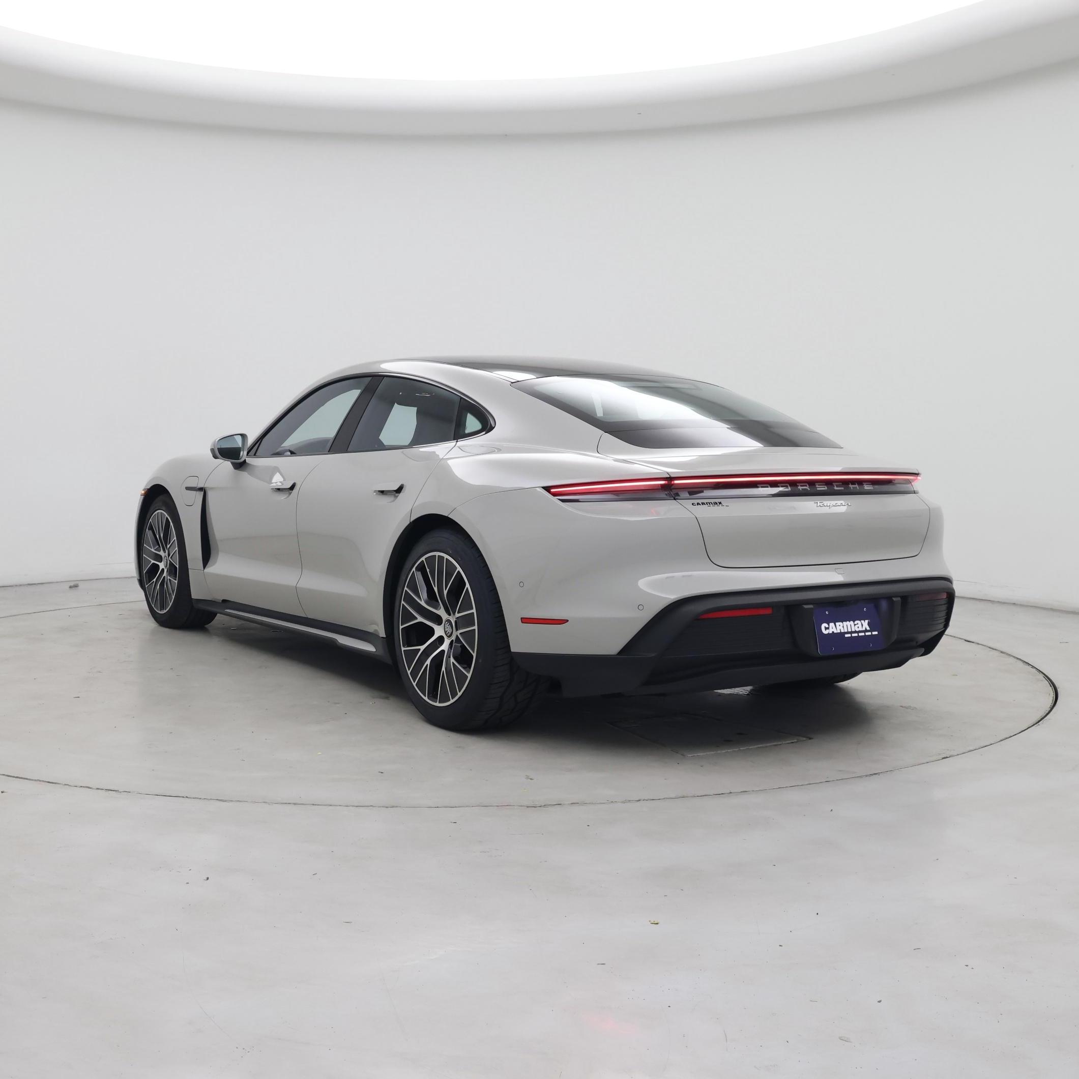 Thumbnail: 2021 Porsche Taycan - 2