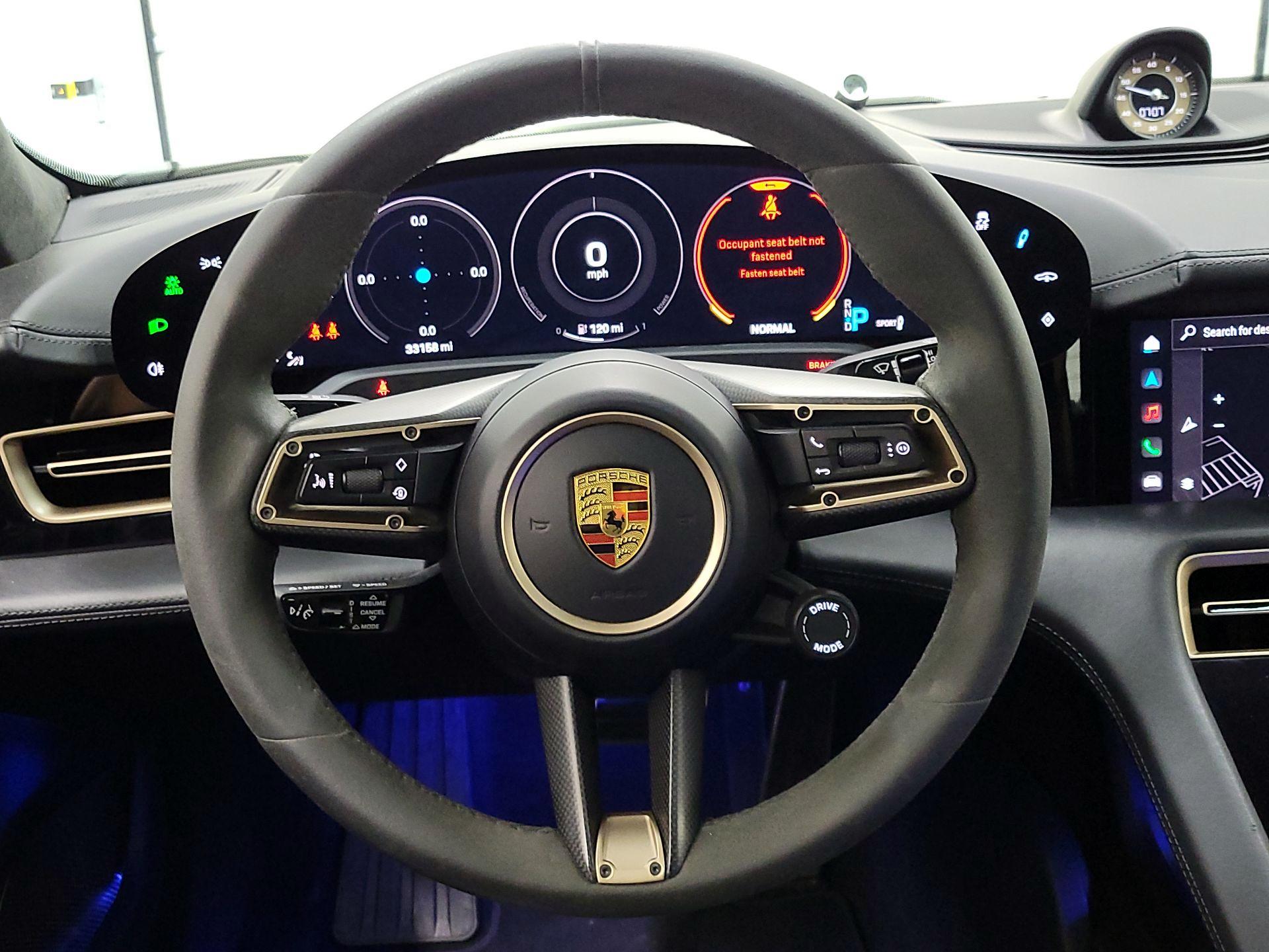 Thumbnail: 2021 Porsche Taycan - 10