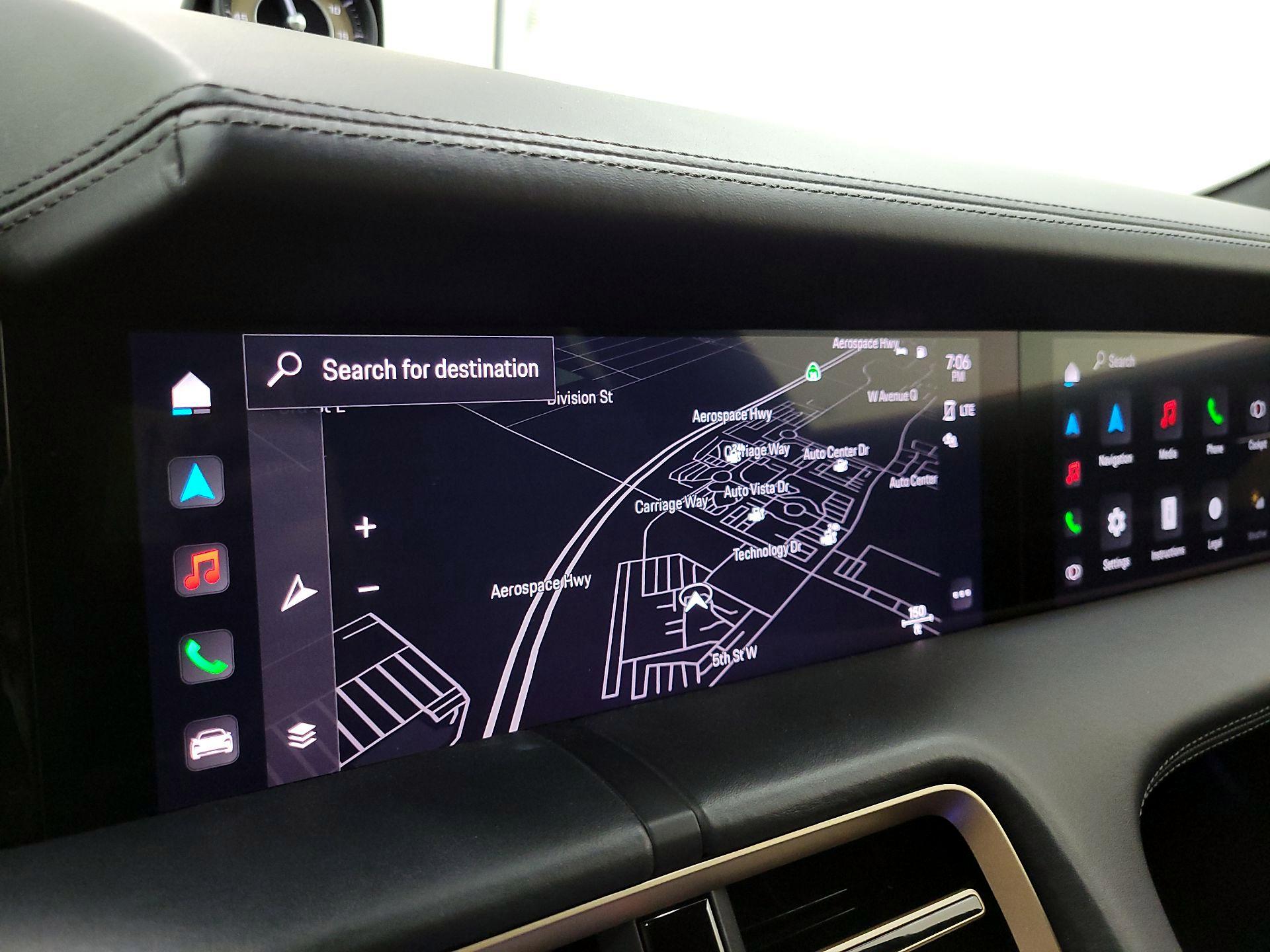 Thumbnail: 2021 Porsche Taycan - 13