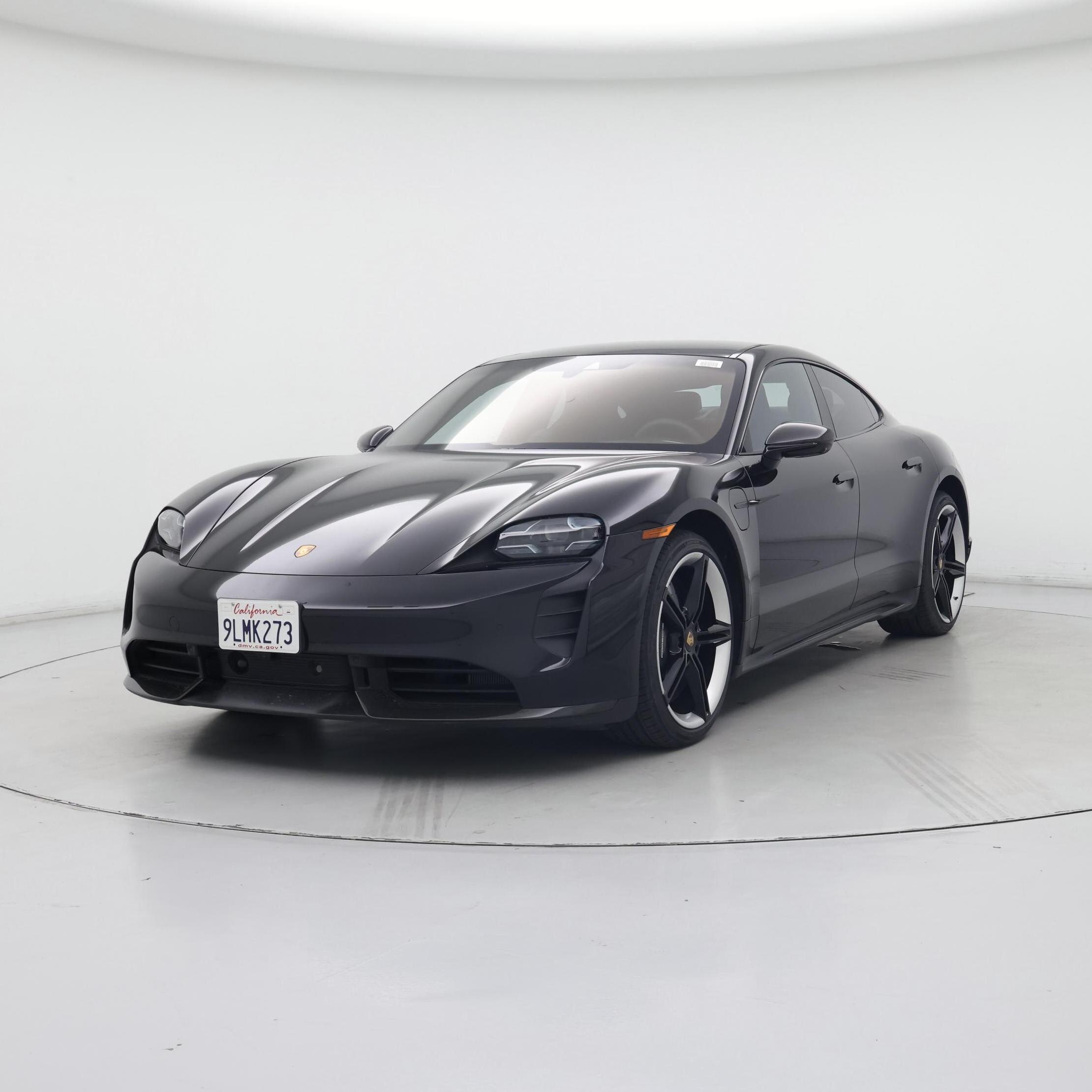 Thumbnail: 2021 Porsche Taycan - 4