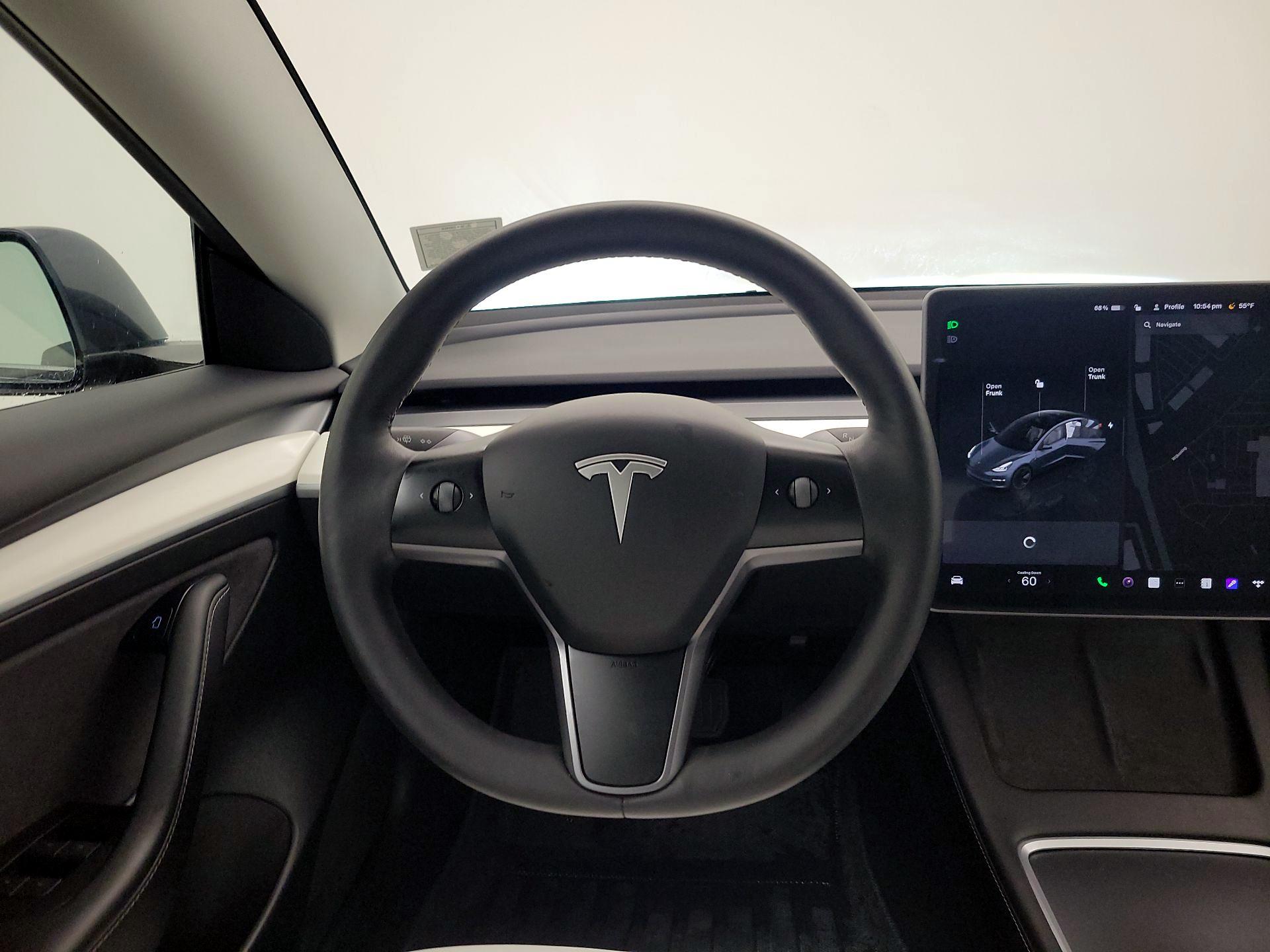 Thumbnail: 2022 Tesla Model 3 - 10