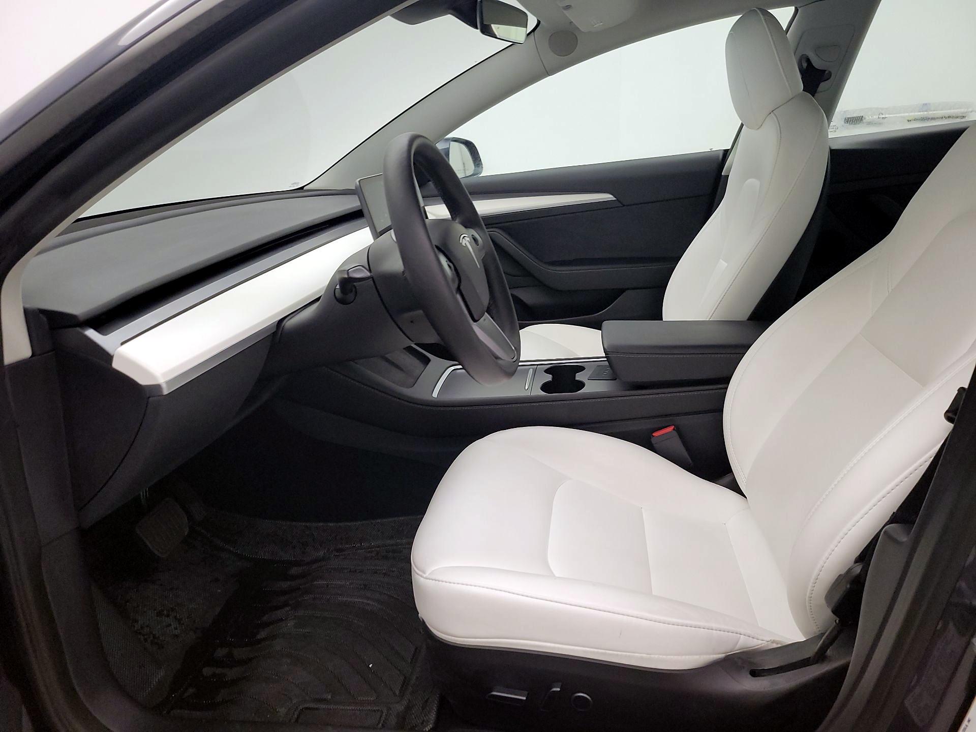 Thumbnail: 2022 Tesla Model 3 - 19